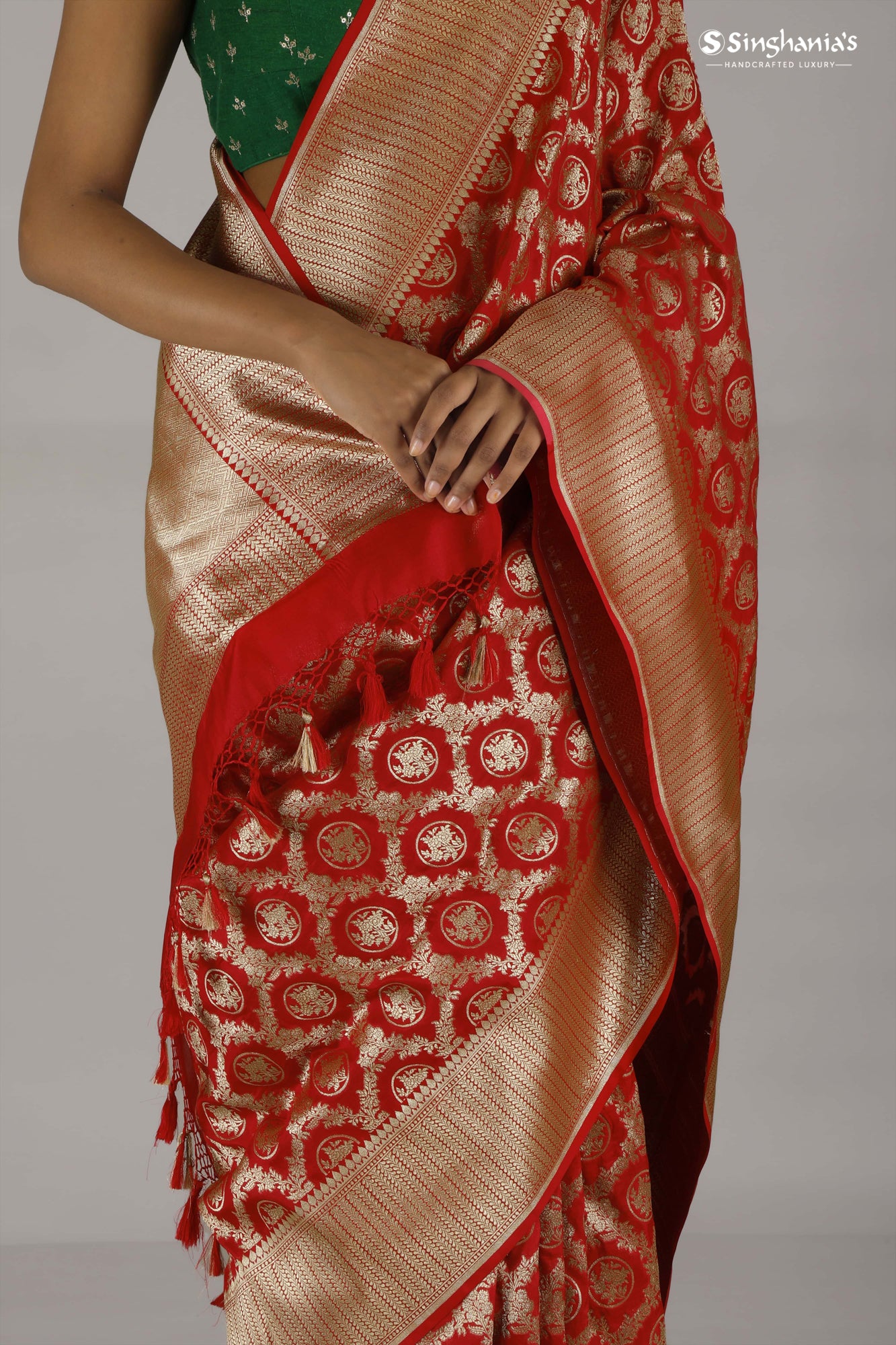 Buy Handloom silk Weaving Green Contemporary Saree Online -
