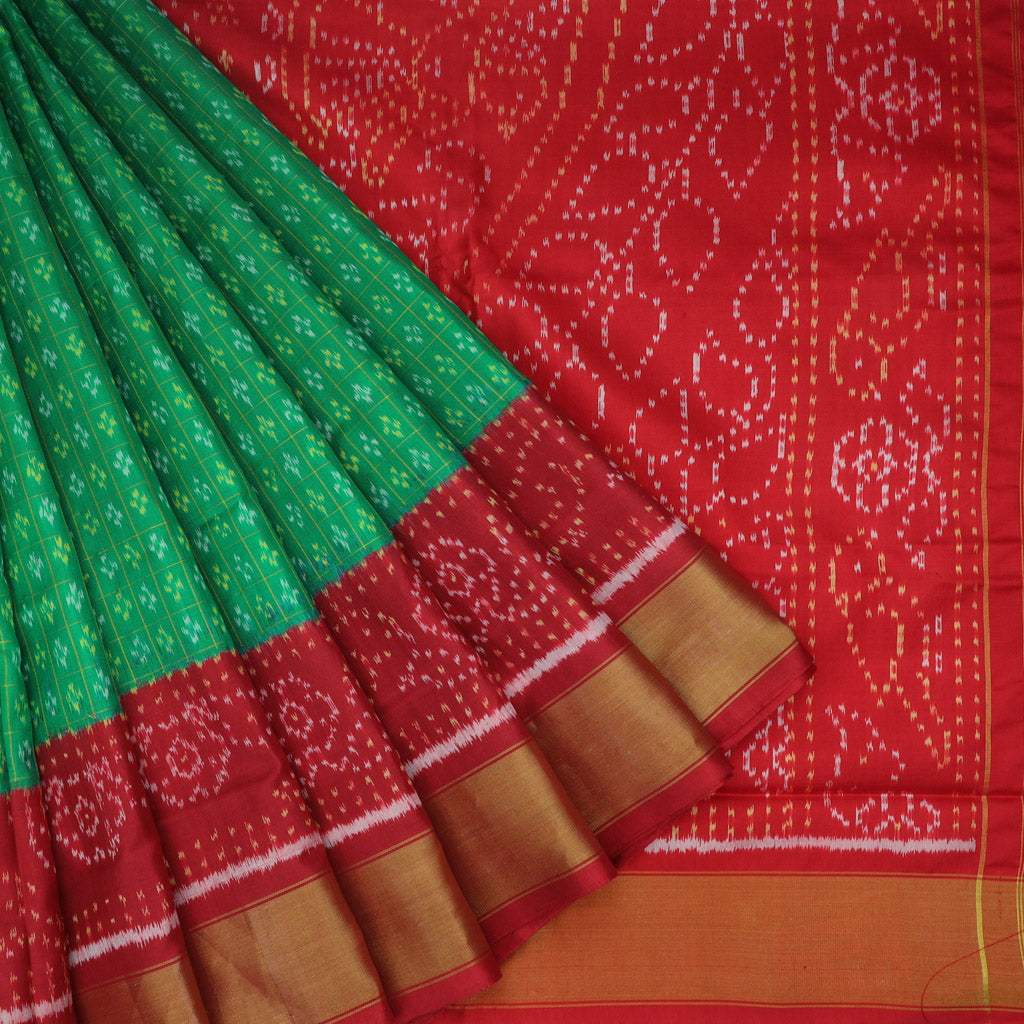 Spring Green Ikat Silk Handloom Saree - Singhania's