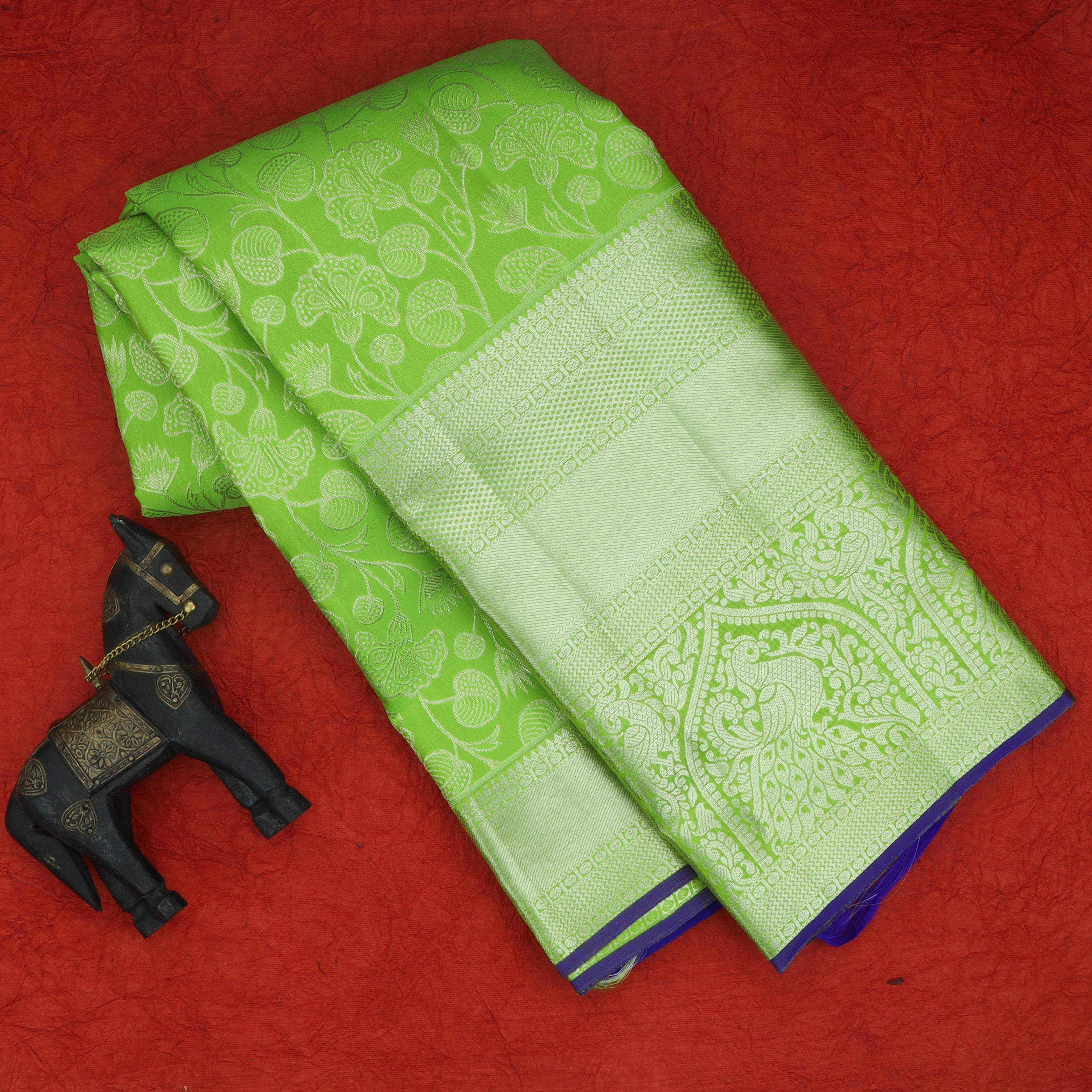 Bright Green Kanjivaram Silk Saree With Floral Motif Pattern - Singhania's