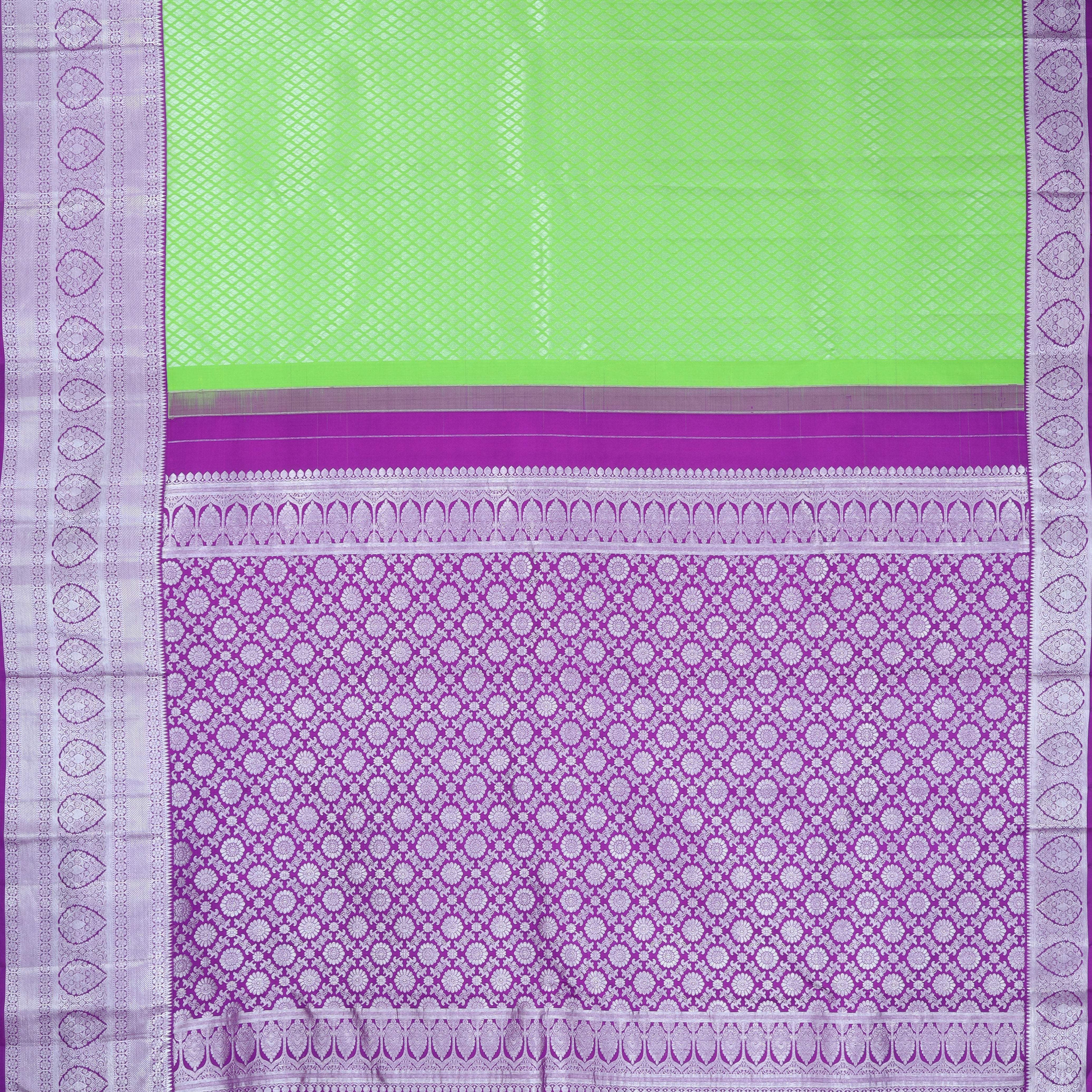 Spring Green Kanjivaram Silk Saree With Tiny Buttis - Singhania's