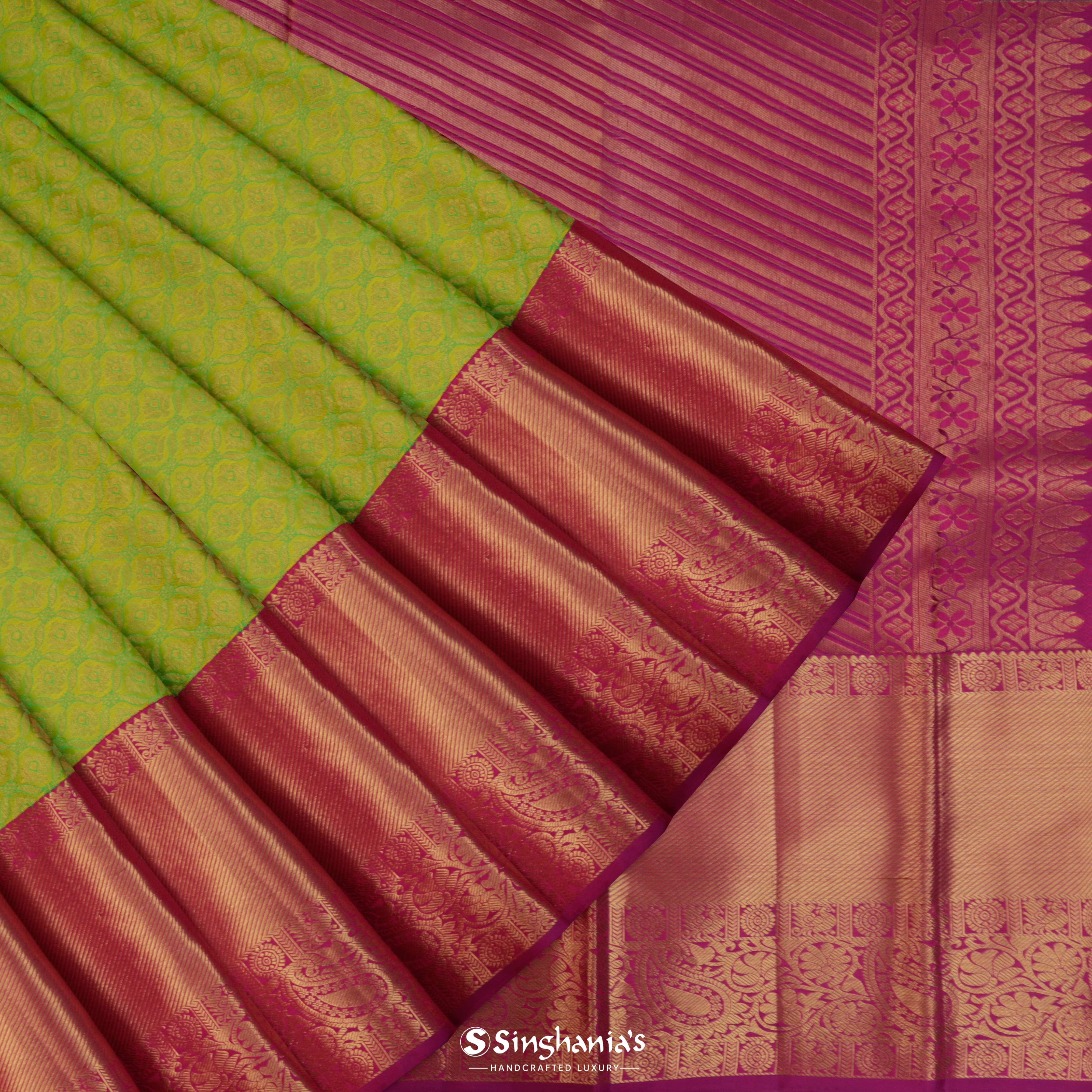 Parrot Green Silk Kanjivaram Handloom Saree With Floral Jaal Pattern