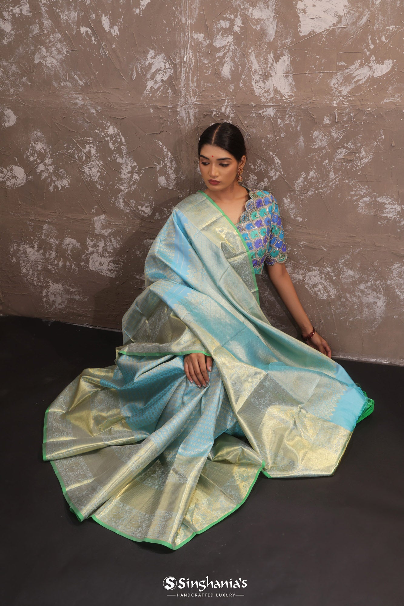 Sky Blue Kanjivaram Silk Saree With Floral Jaal Pattern