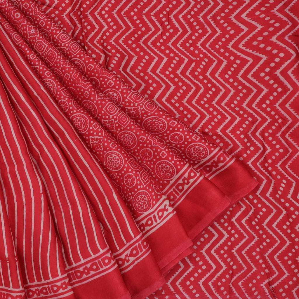 Desire Red Printed Satin Silk Saree - Singhania's