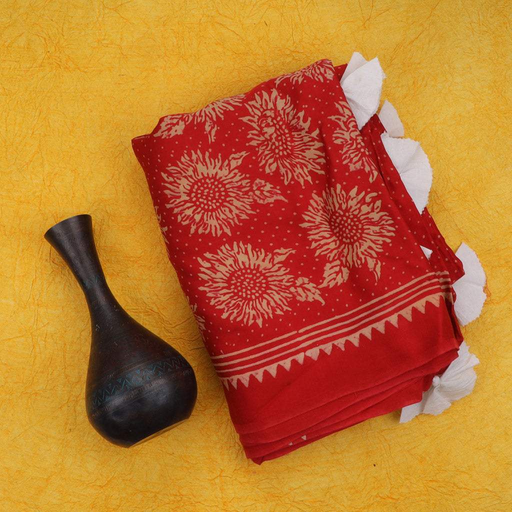 Chilli Red Printed Satin Silk Saree - Singhania's
