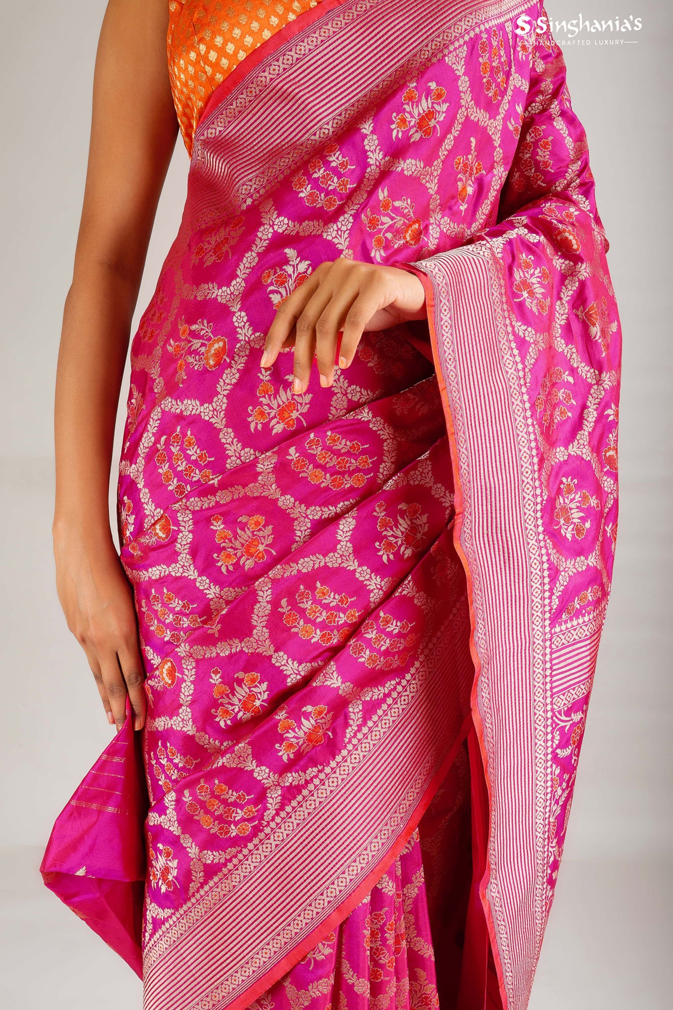 Vibrant Pink Banarasi Silk Handloom Saree With Jaal Design - Singhania's