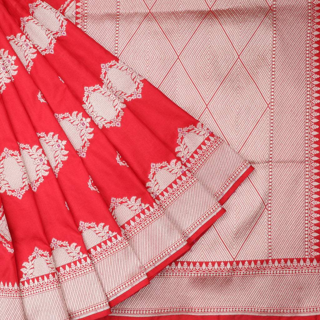 Bright Red Banarasi Silk Handloom Saree With Floral Motifs - Singhania's