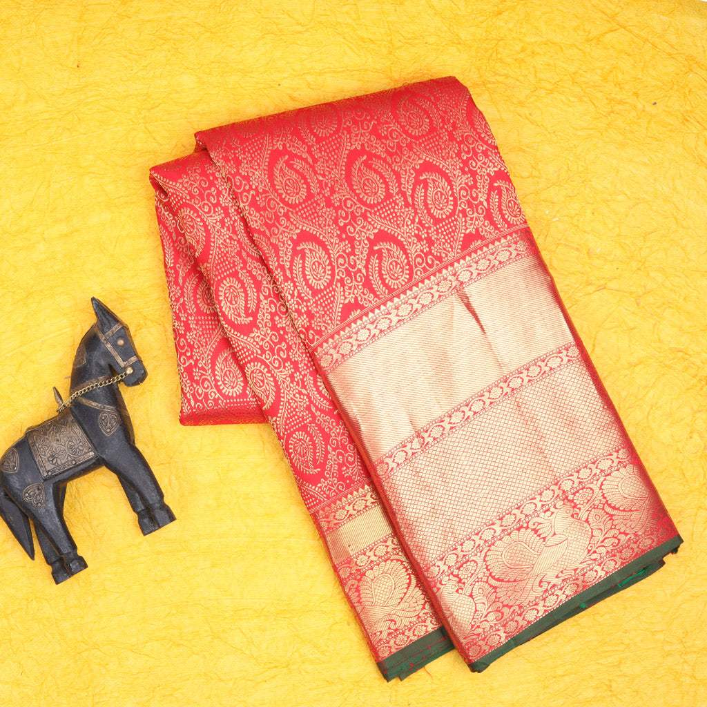 Vibrant Red Kanjivaram Silk Saree With Floral Motif Pattern - Singhania's