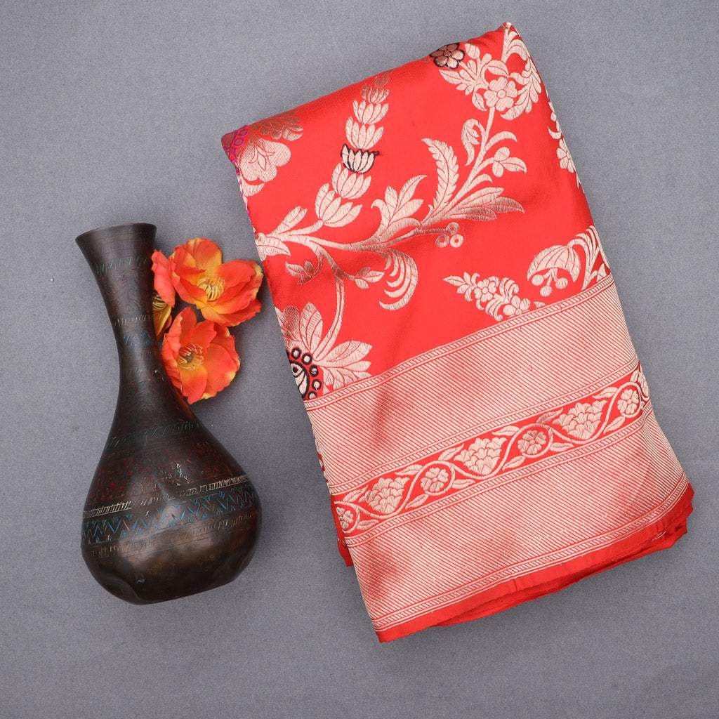 Red Banarasi Silk Handloom Saree With Floral Motif Pattern - Singhania's
