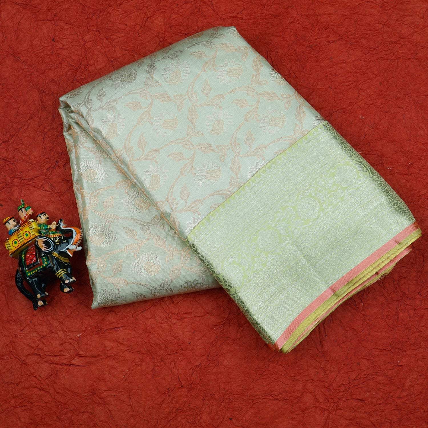 Pearl White Kanjivaram Silk Saree With Floral Pattern - Singhania's