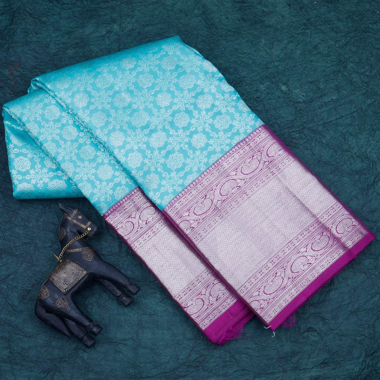 Blue Kanjivaram Silk Saree With Floral Jaal Design - Singhania's