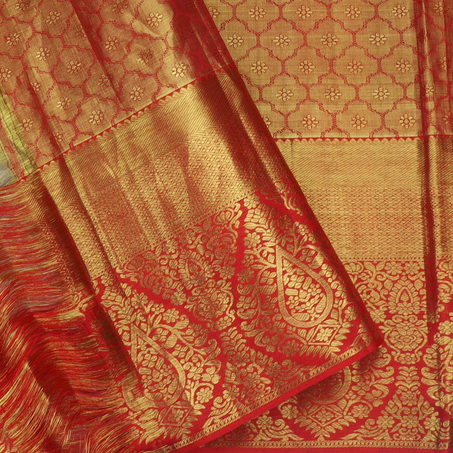 Vibrant Green Kanjivaram Silk Saree With Floral Pattern - Singhania's