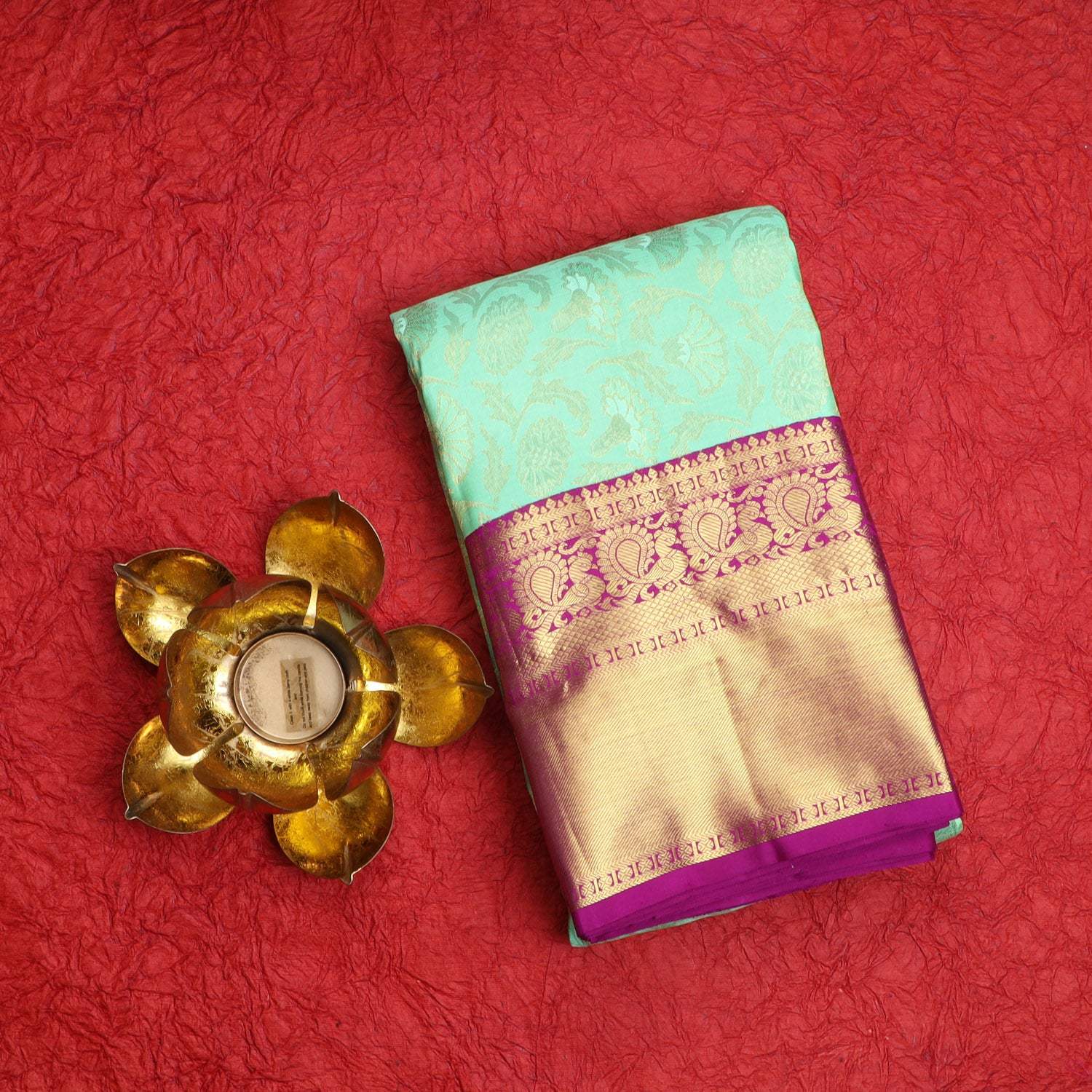 Blue Kanjivaram Silk Saree With Floral Floral Motif Pattern - Singhania's