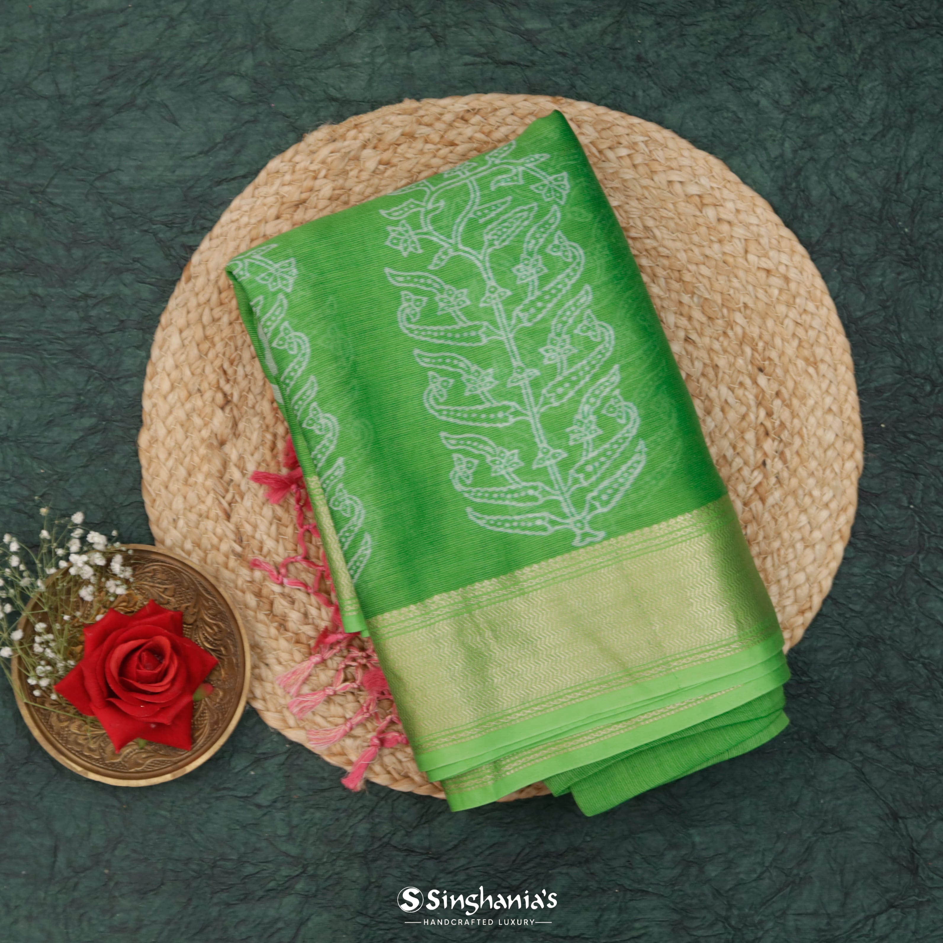 Parrot Green Maheshwari Printed Saree With Geometrical Pattern