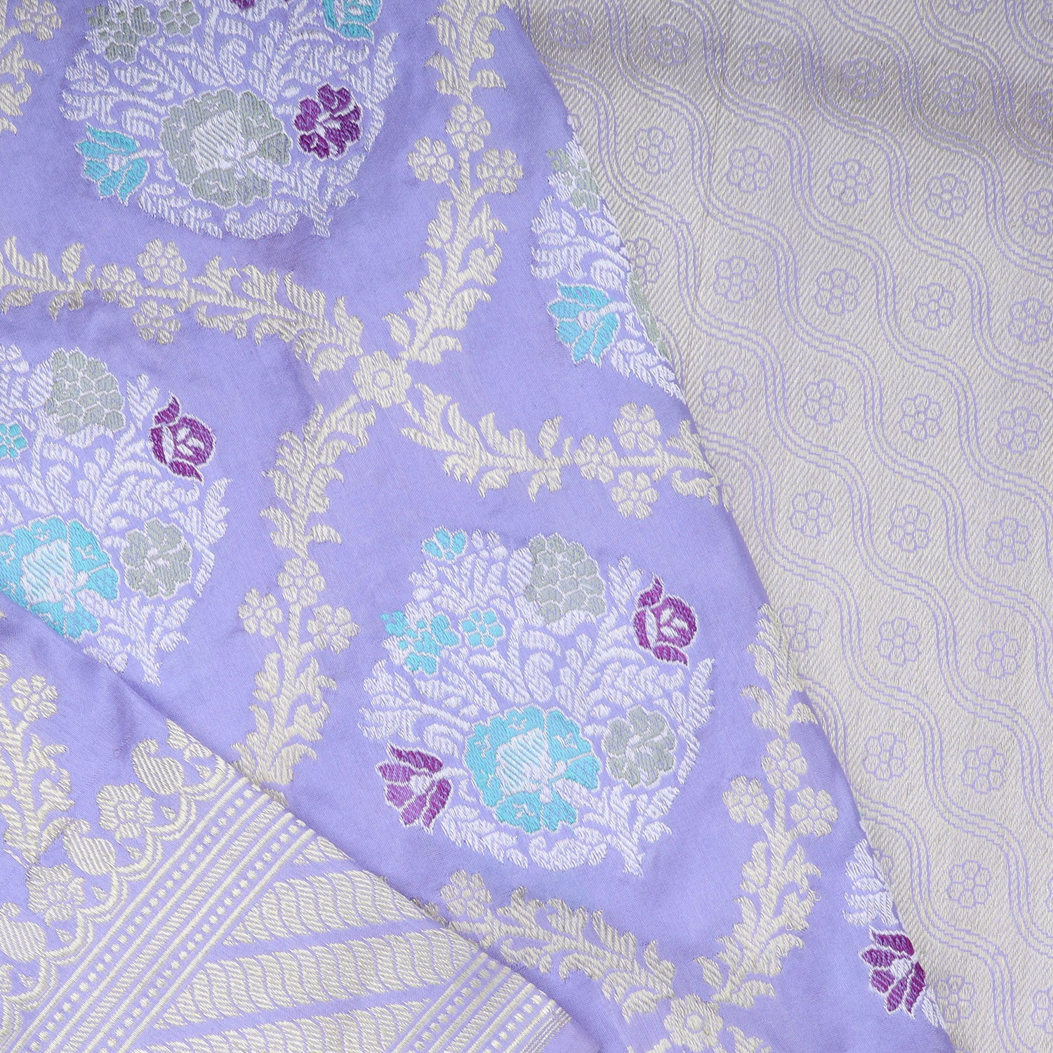 Lavender Banarasi Silk Saree With Geometric Floral Pattern - Singhania's