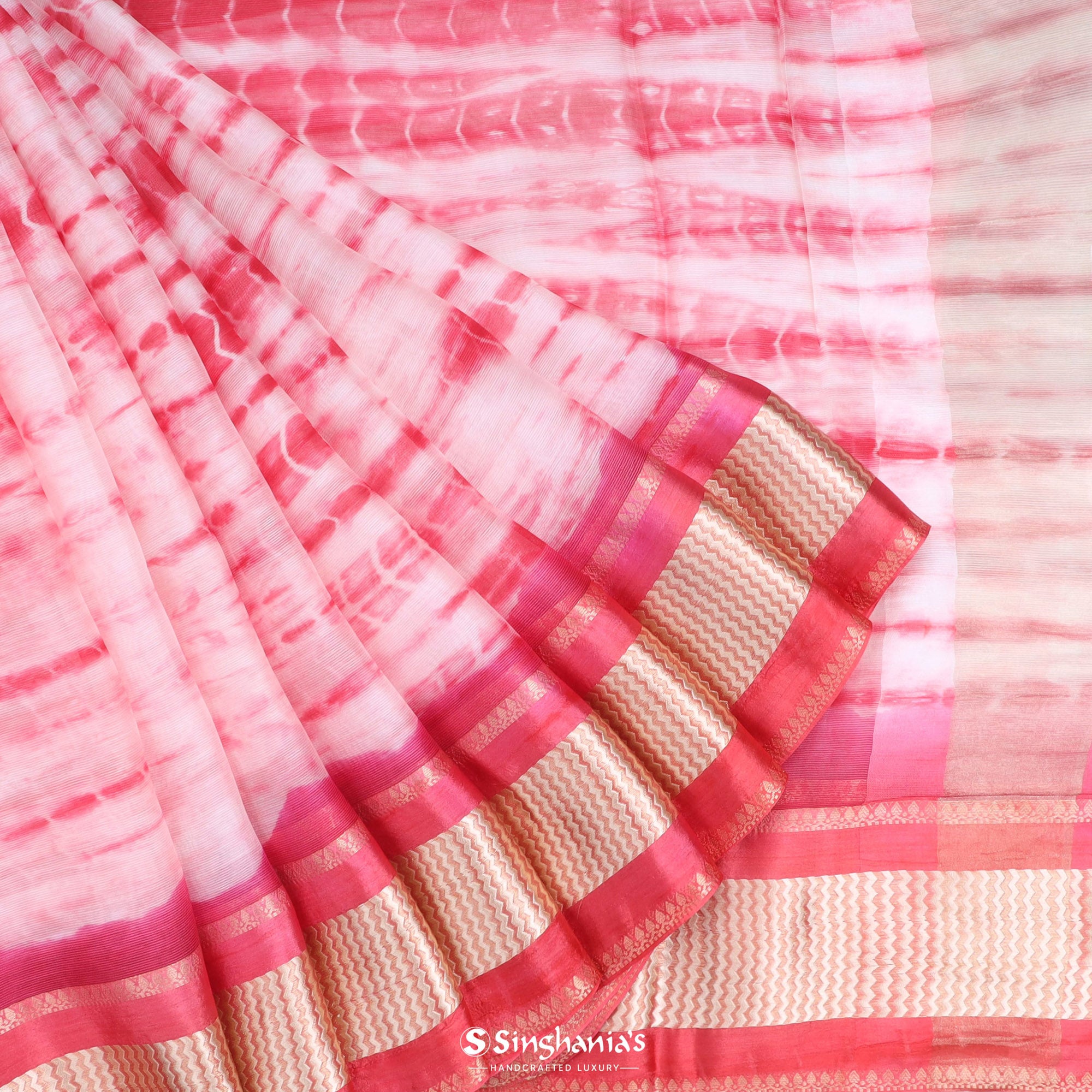 Cloud White Maheshwari Silk Saree With Printed Pattern