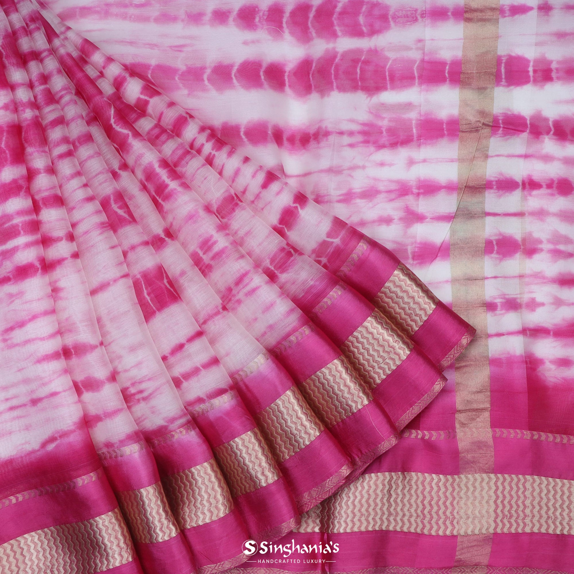 White Pink Maheshwari Silk Saree With Printed Pattern