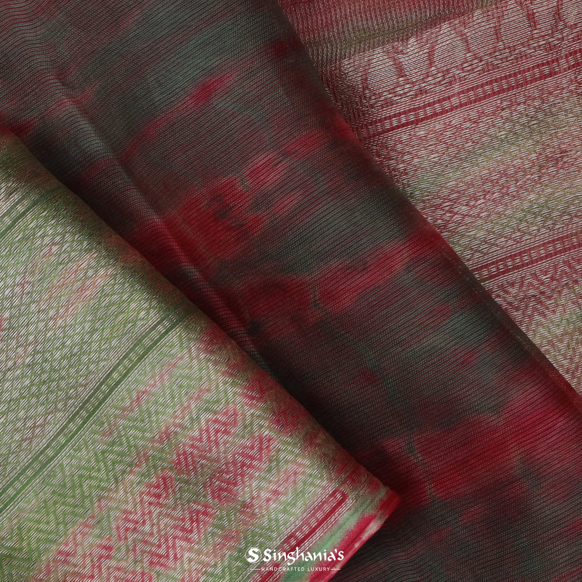 Earthy Green Maheshwari Silk Saree With Printed Pattern