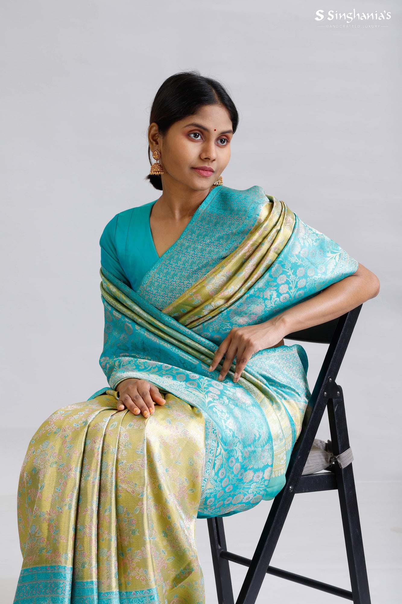 Green Gold Tissue Kanjivaram Silk Saree With Floral Jaal Design