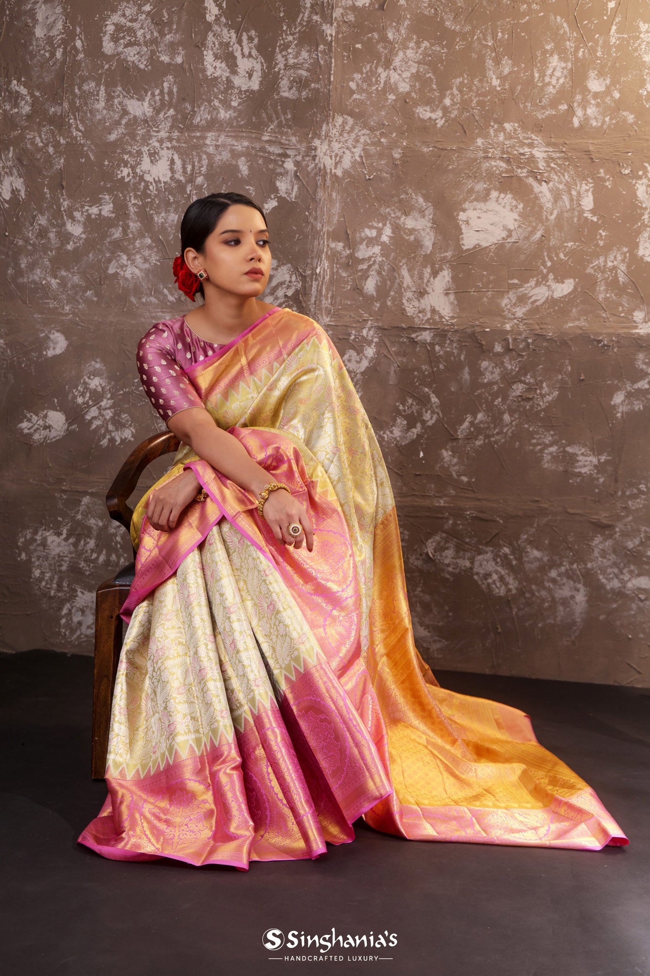 Silk sarees -Buy pure silk sarees online | aryavart – Thearyavart