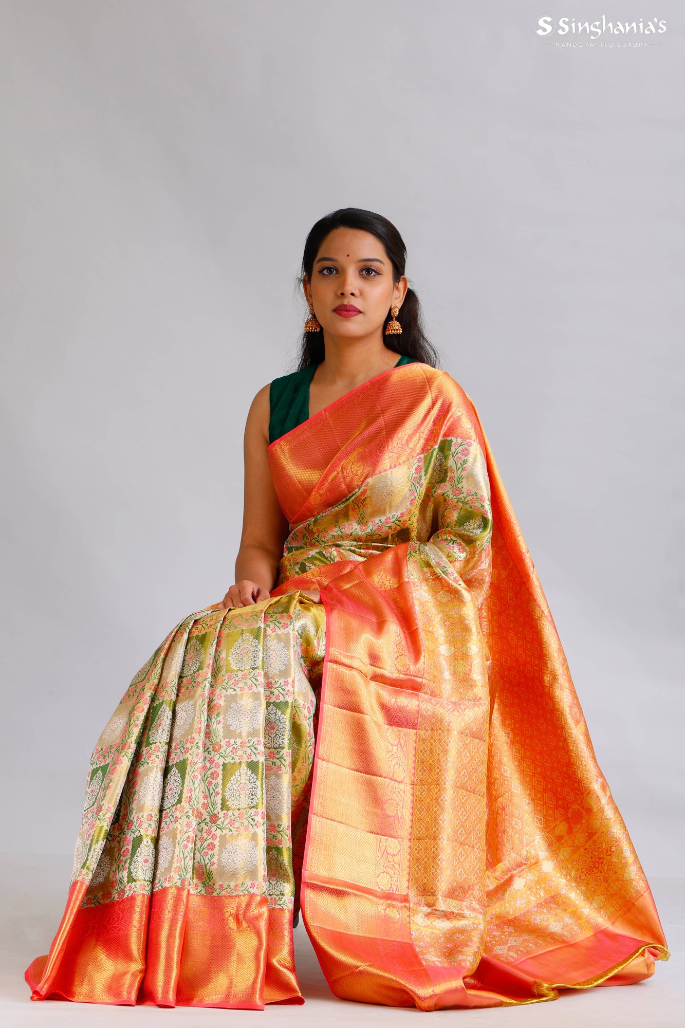 Light Gold Tissue Kanjivaram Silk Saree With Floral Jaal Design