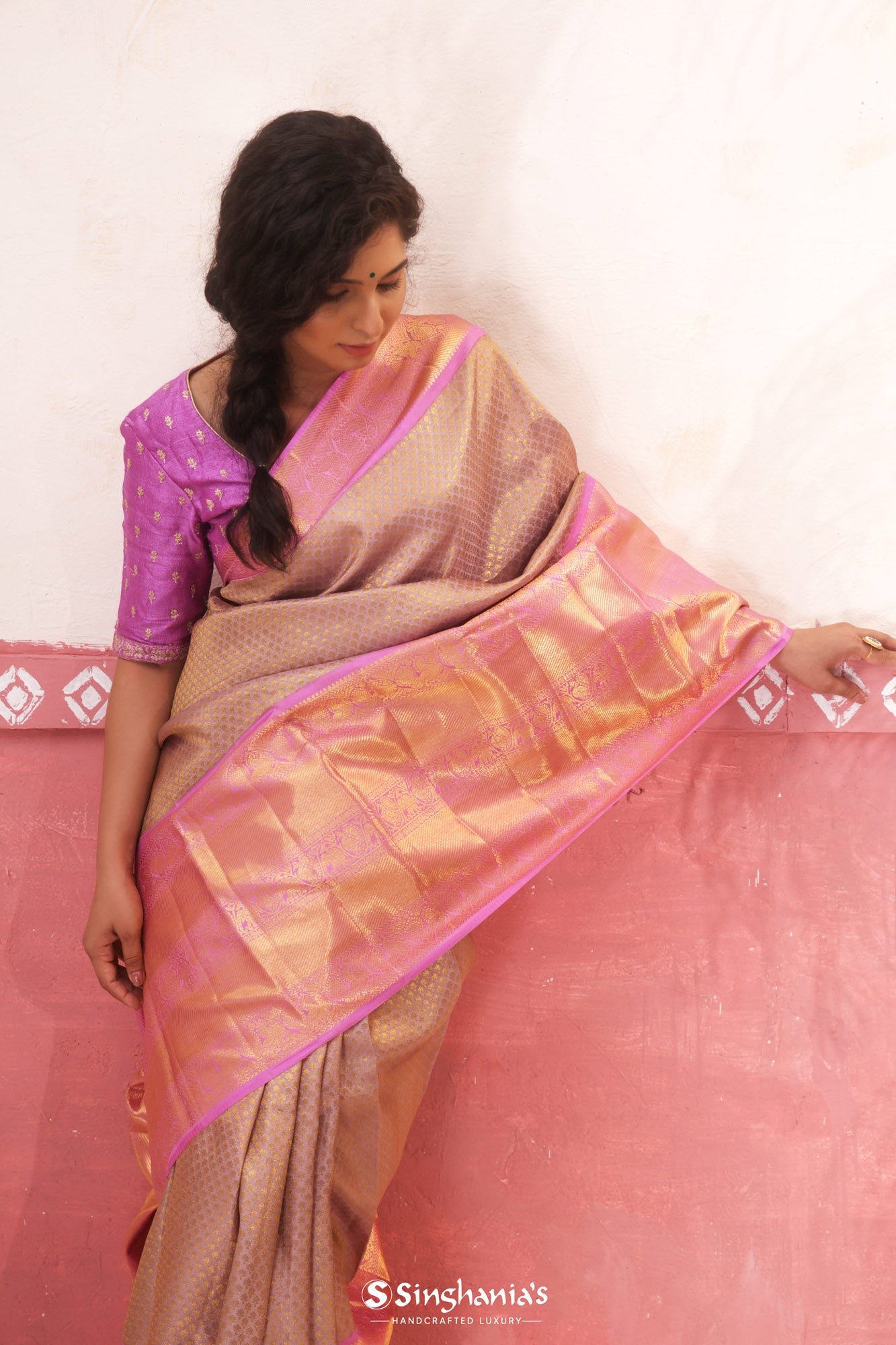 Cameo Pink Kanjivaram Silk Saree With Tiny Buttis