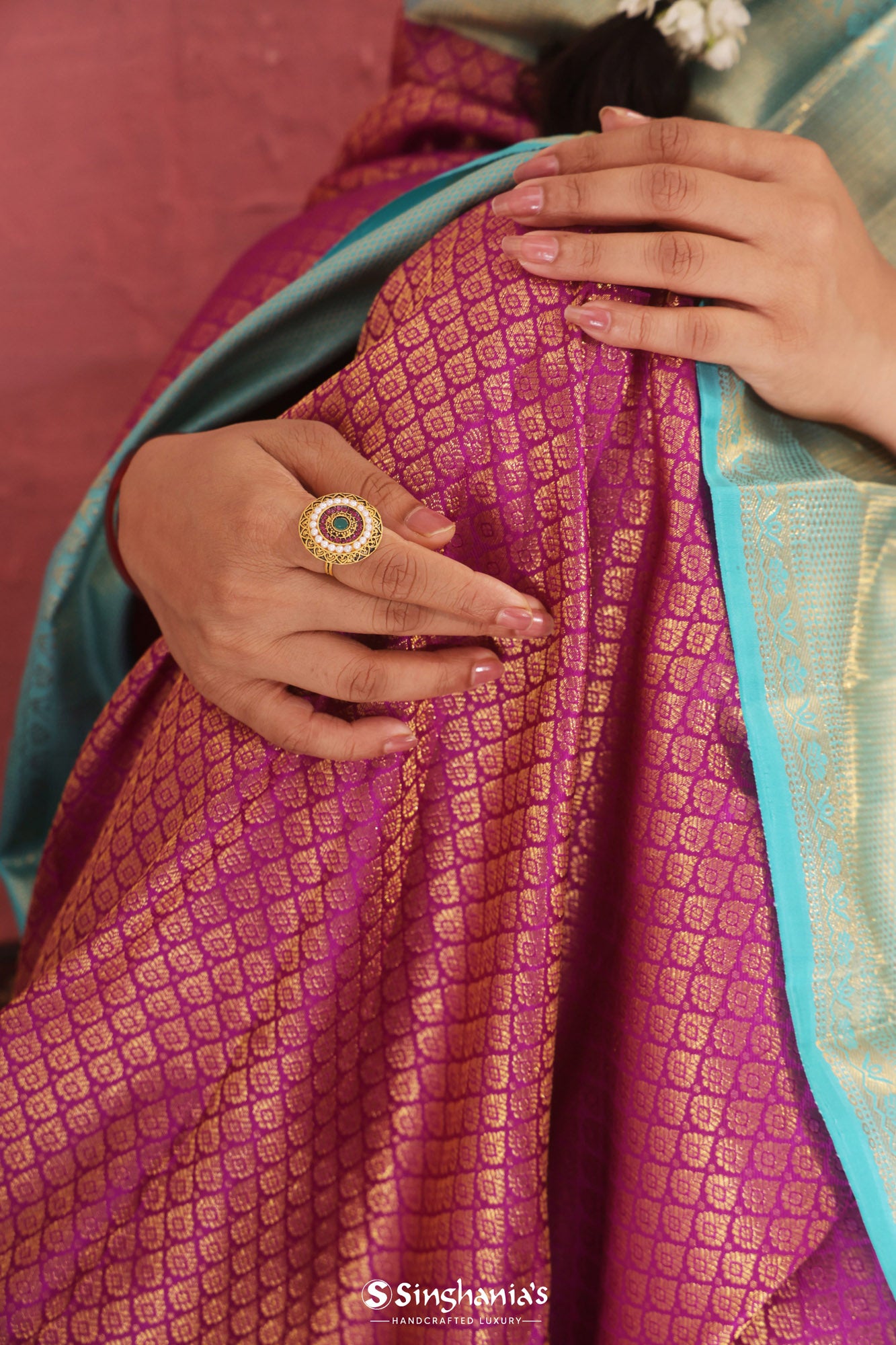 Magenta Pink Kanjivaram Silk Saree With Tiny Buttis
