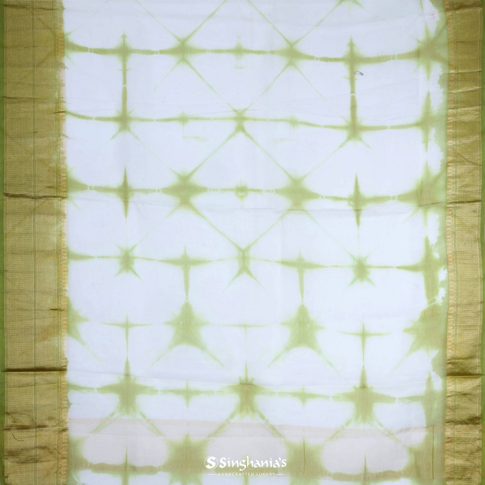 Cloud White Maheshwari Silk Saree With Printed Pattern