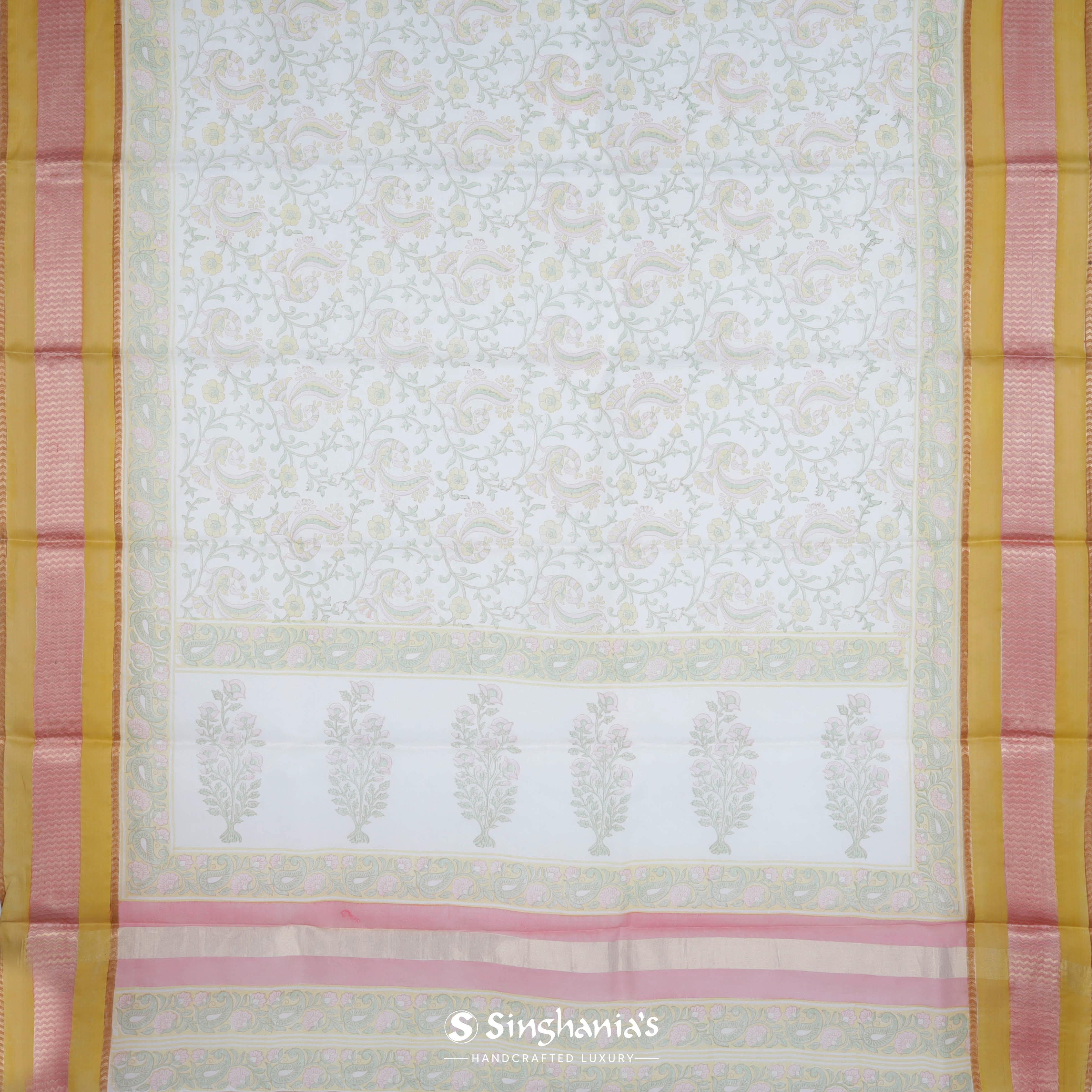 Chalk White Maheshwari Printed Saree With Nature Inspired Motif Pattern