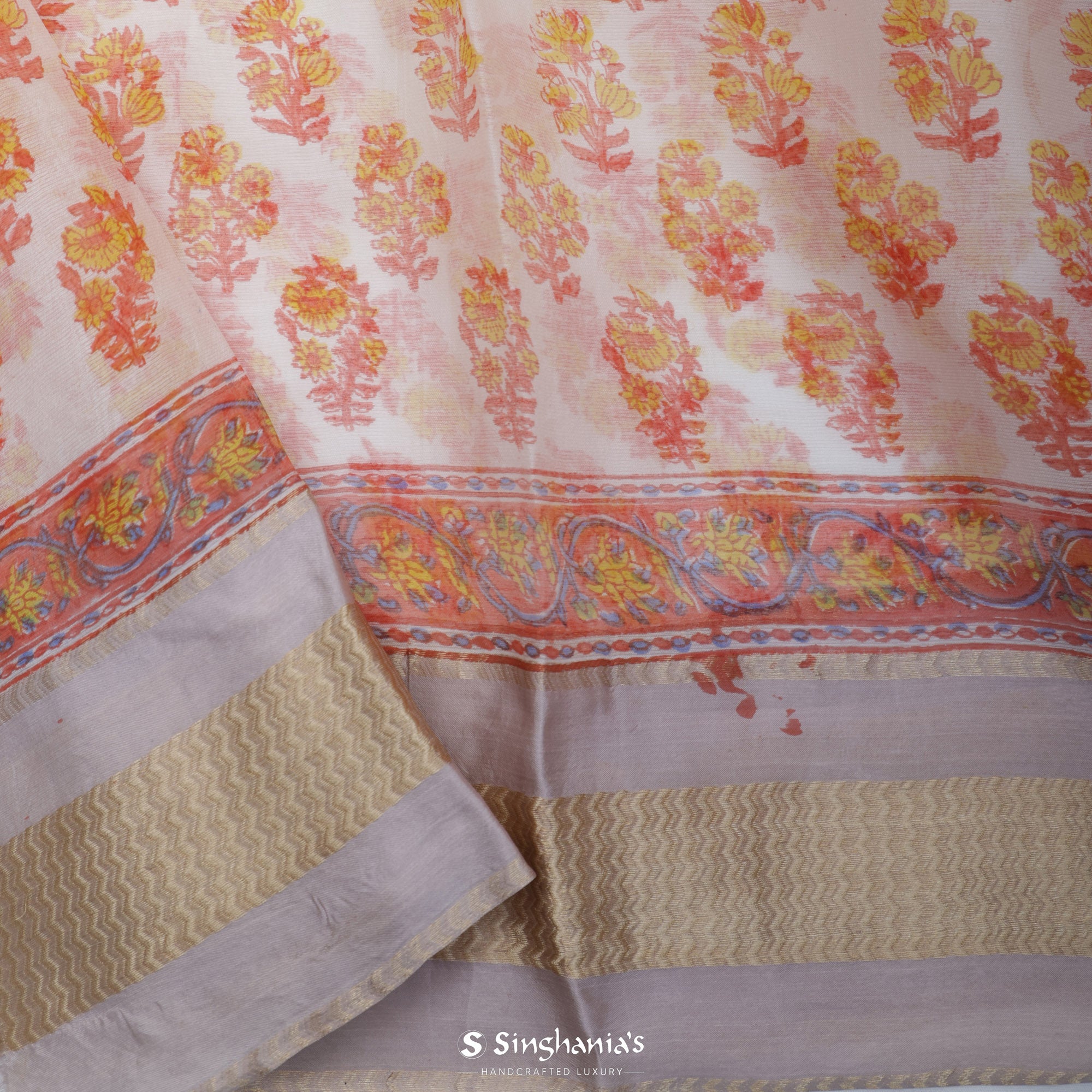 Pearl White Printed Maheshwari Silk Saree With Floral Motif Design