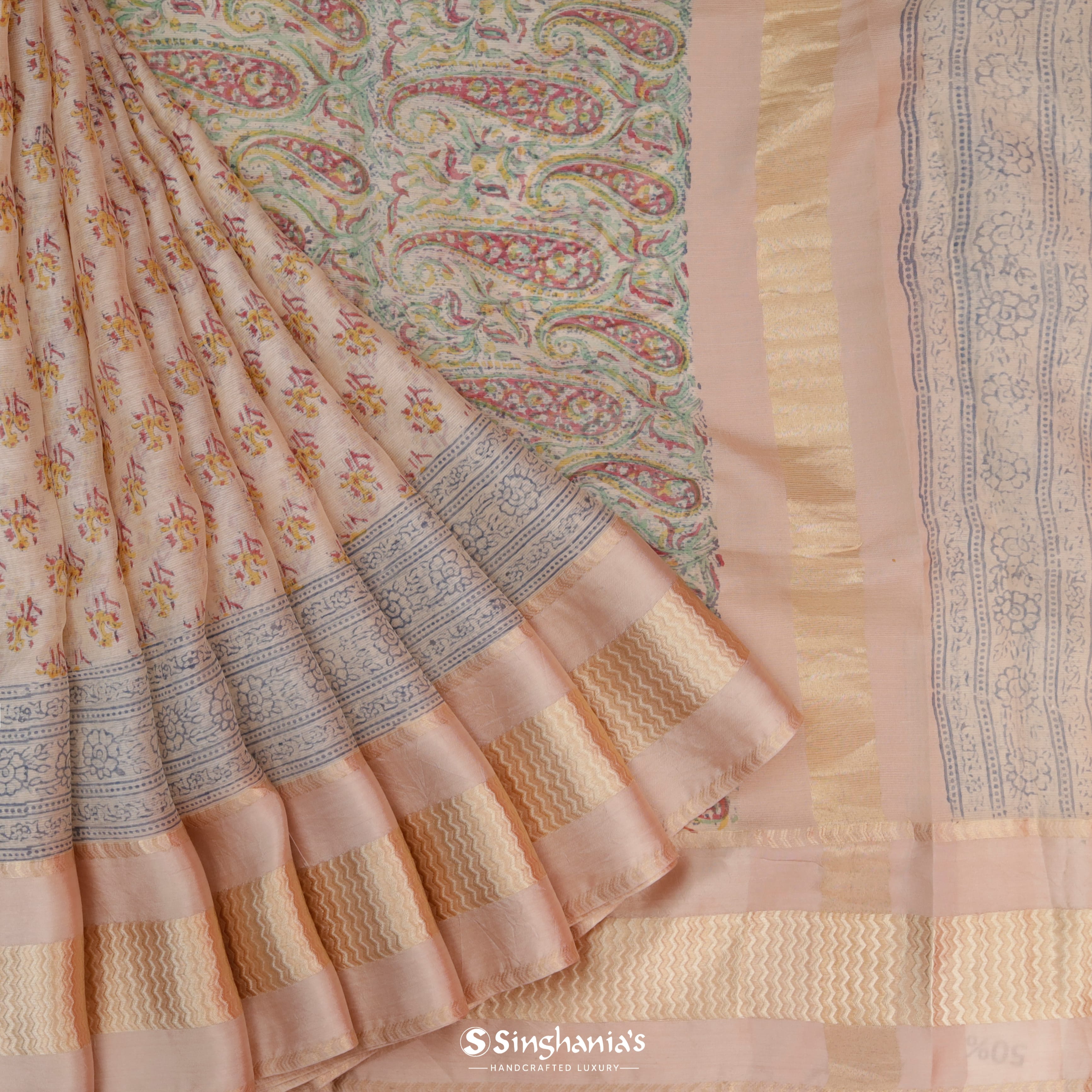 Soft Peach Maheshwari Printed Silk Saree With Tiny Floral Buttis