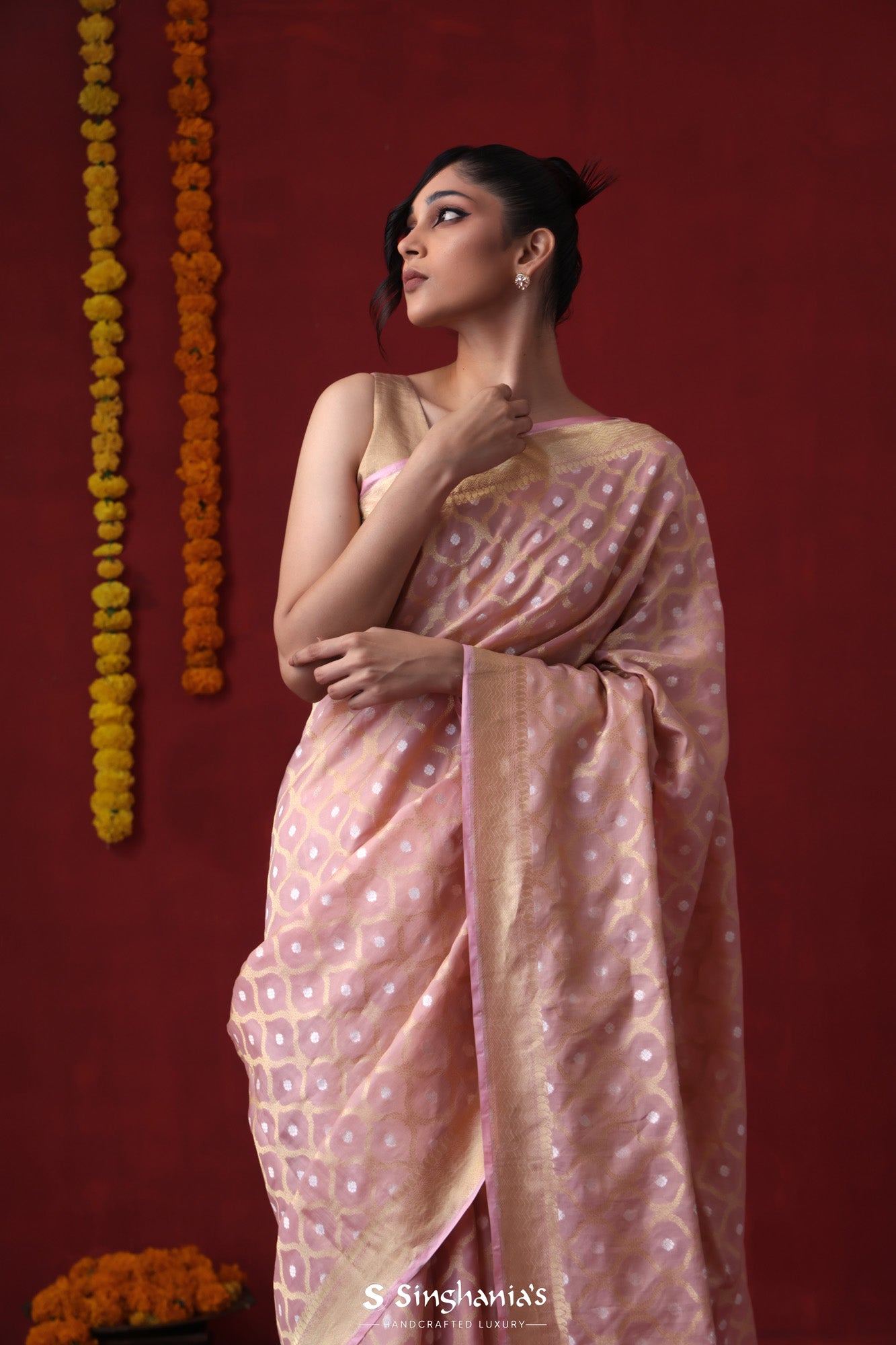 Peach Pink Tissue Banarasi Saree With Ogival Weaving