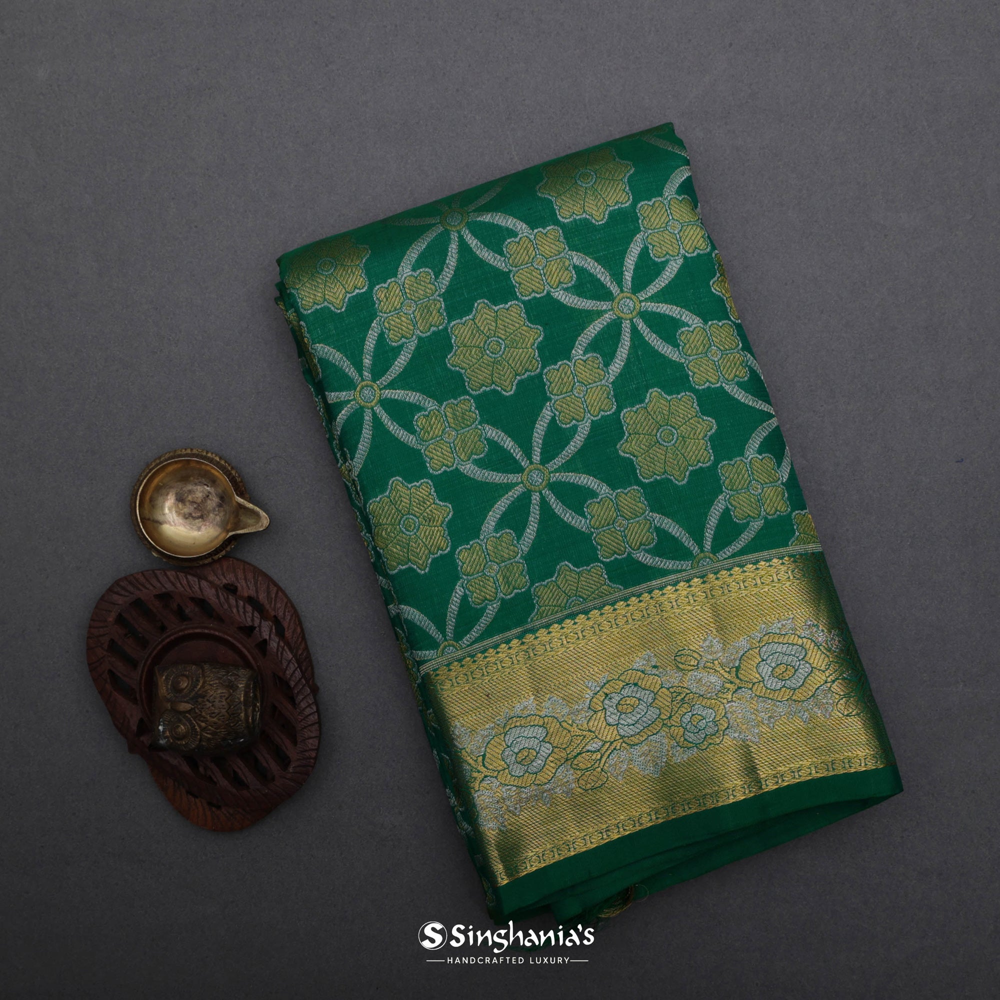 Dark Green Kanjivaram Silk Saree With Floral Jaal Design