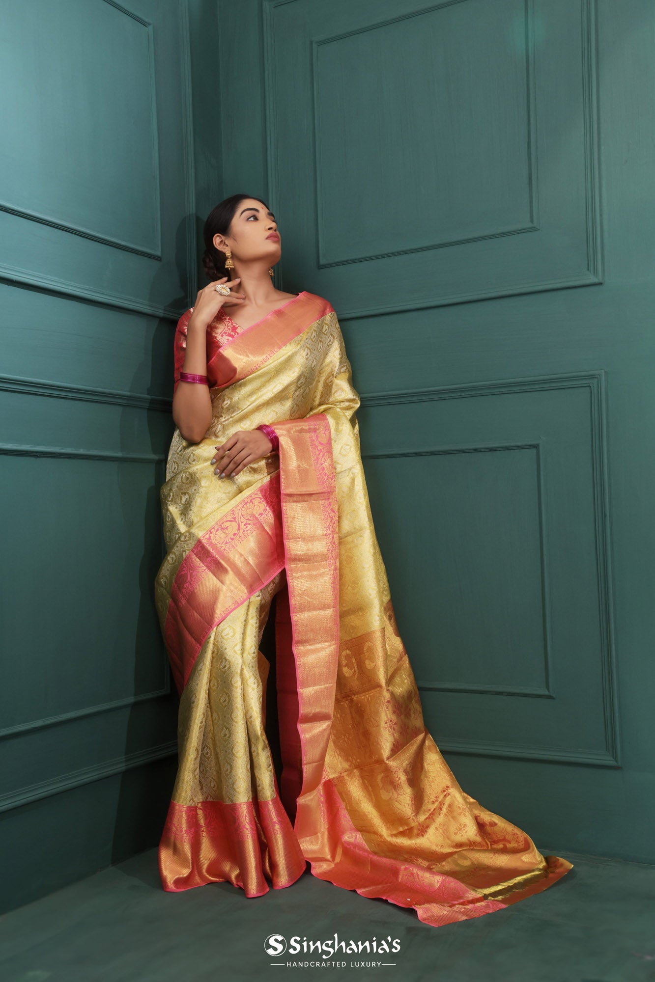 Old Gold Kanjivaram Silk Saree With Floral And Mayil Design