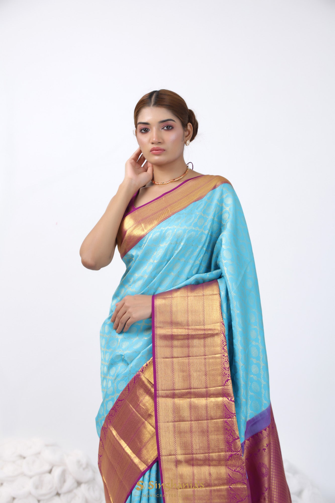 Bright Blue Kanjivaram Silk Saree With Floral Geometrical Weaving
