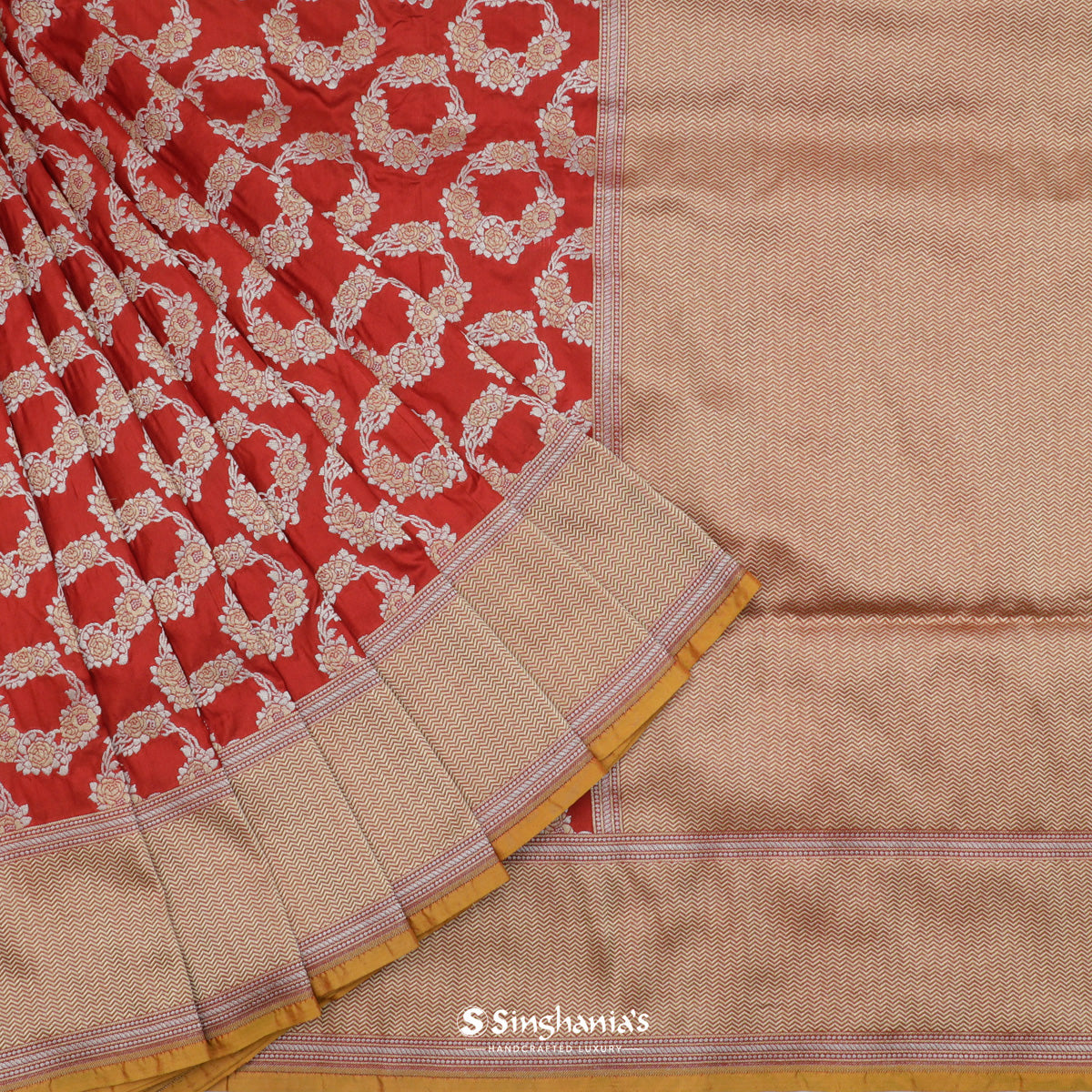 Prismatic Red Banarasi Silk Saree With Floral Buttas Weaving