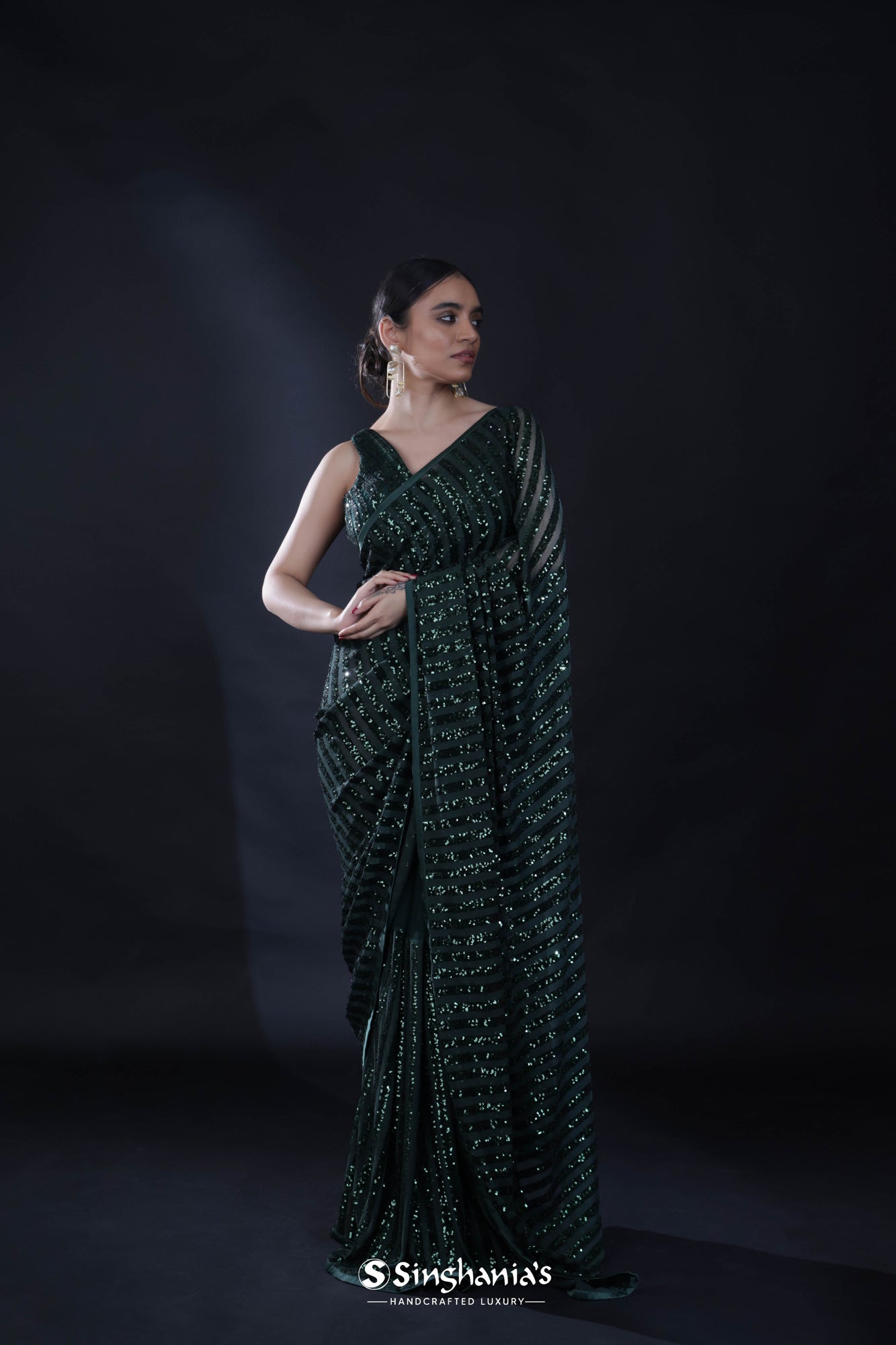 Buy Reeta Fashion Designer Dark GreenSoft Litchi Silk ClothJacquard  WorkSaree with Unstitched Blouse RFS1145 Soft Litchi Silk Cloth|Saree |FestiveSaree|Saree coleection|Saree for women|Desginer Saree Online at  Best Prices in India - JioMart.