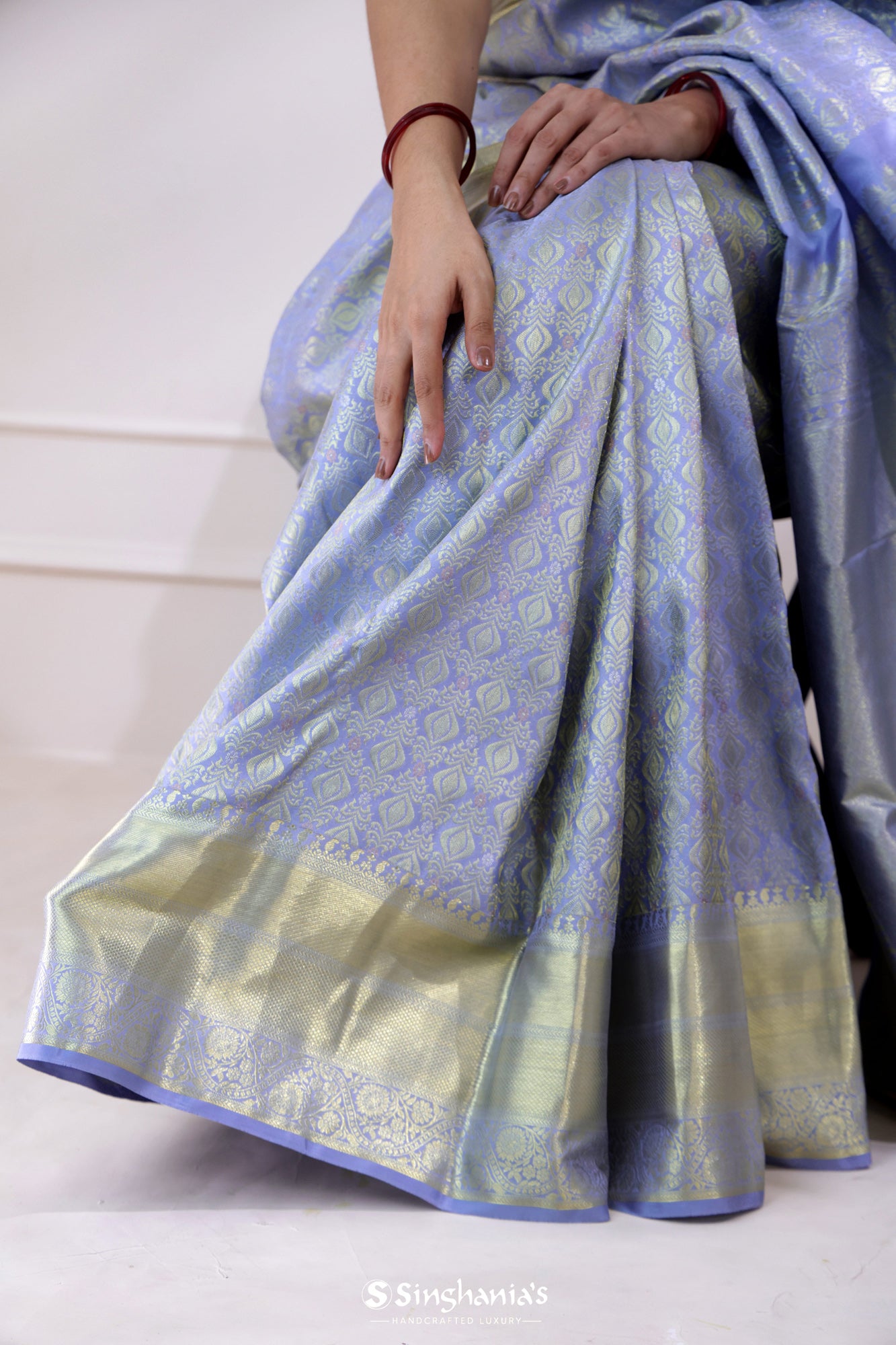 Cornflower Blue Kanjivaram Silk Saree With Floral Motif Weaving