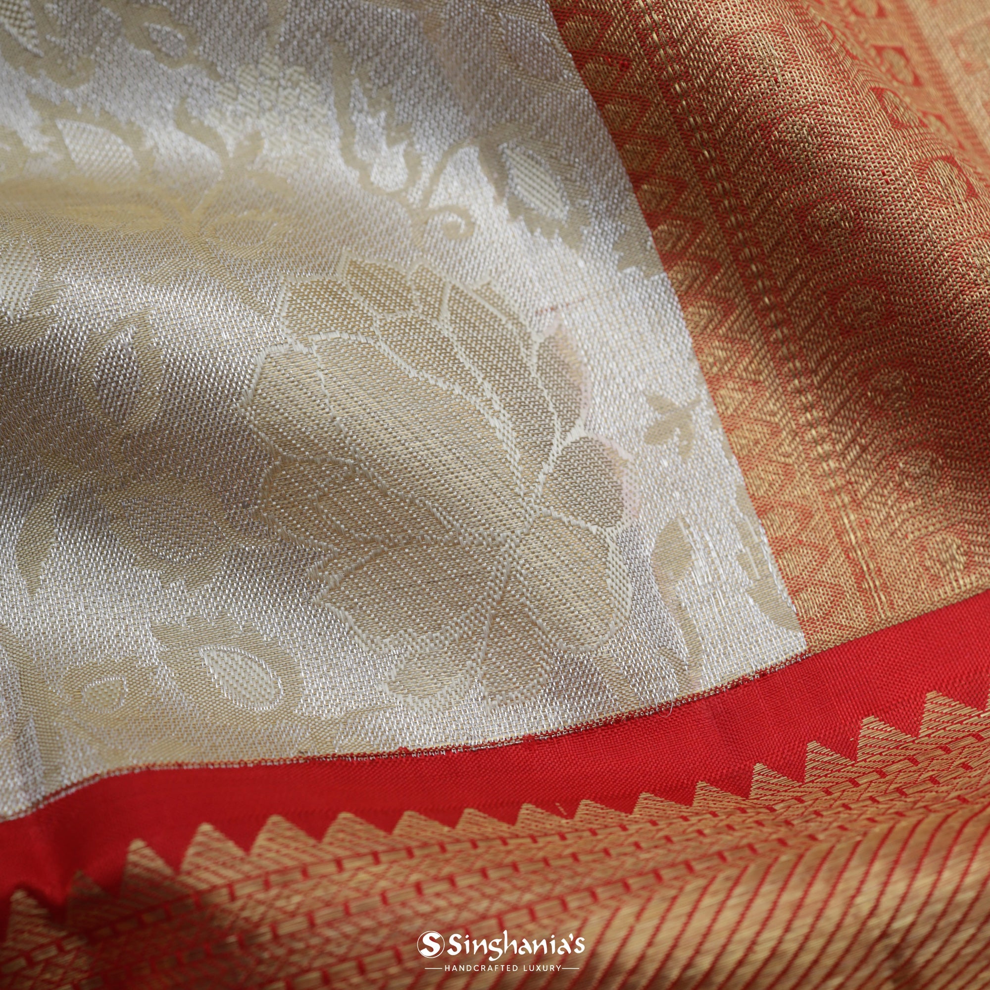 Beige Kanjivaram Silk Saree With Floral Jaal Weaving