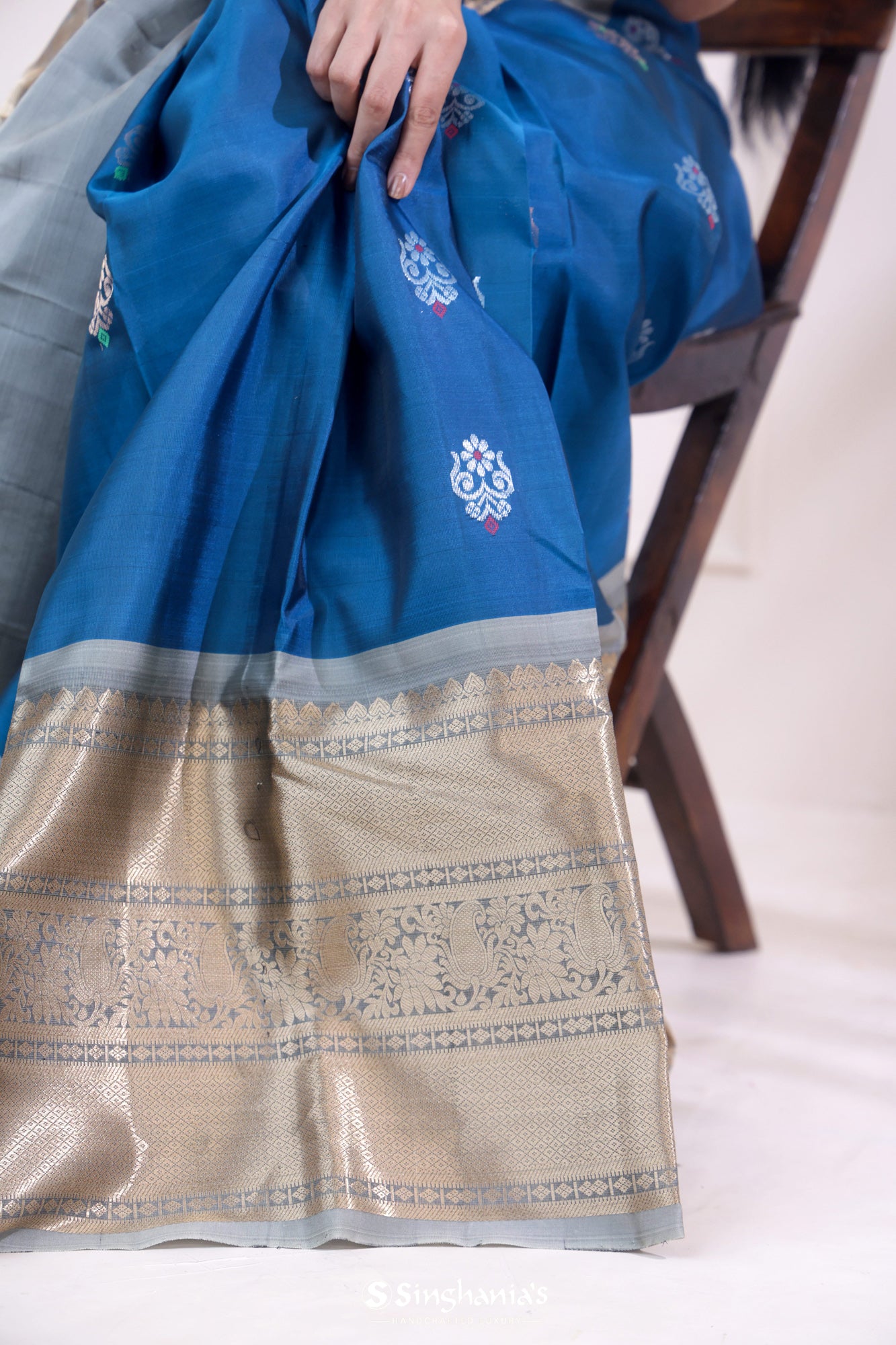 Lapis Blue Kanjivaram Silk Saree With Floral Buttas Weaving