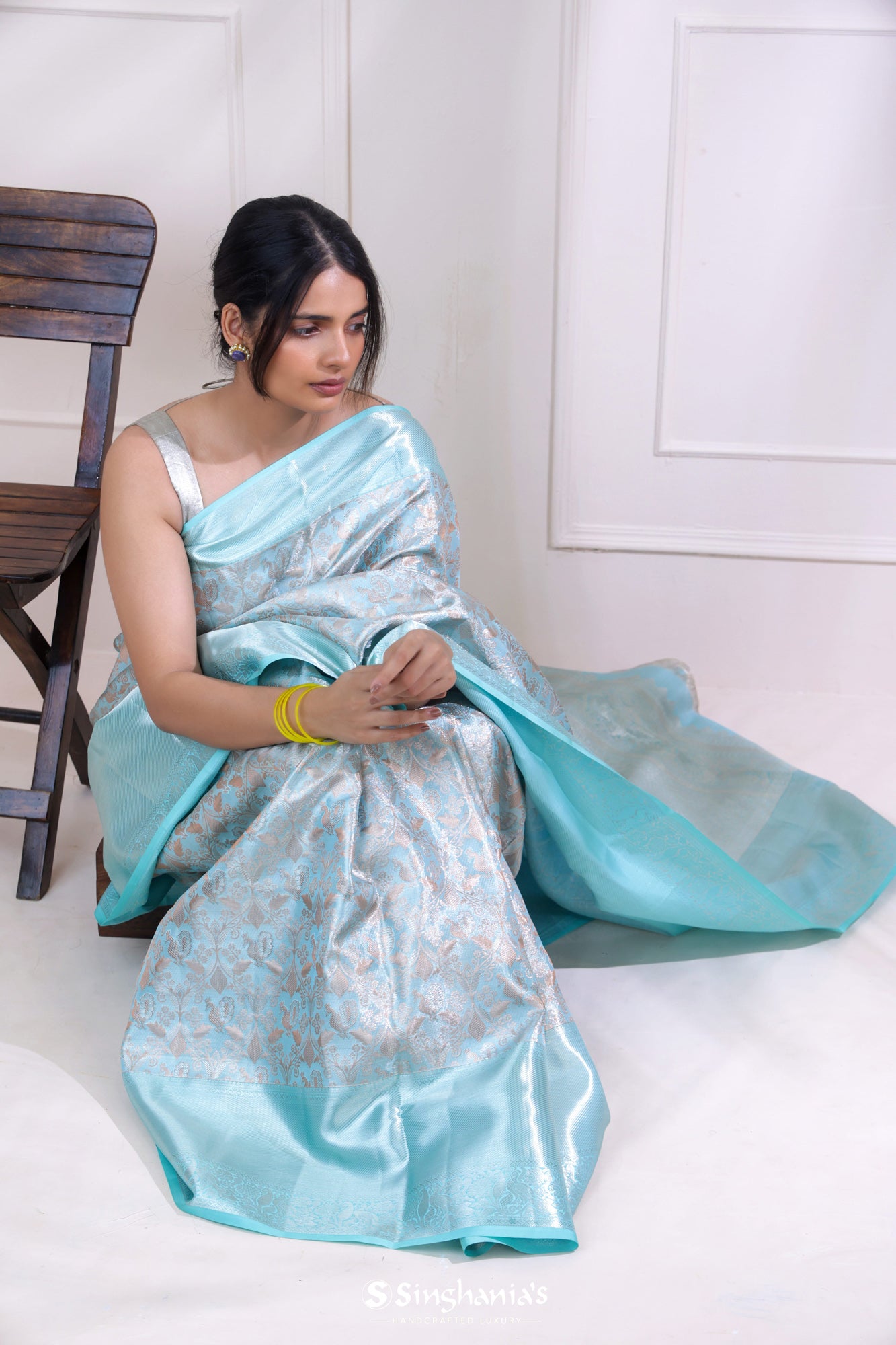 Aquamrine Blue Kanjivaram Silk Saree With Peacock Weaving