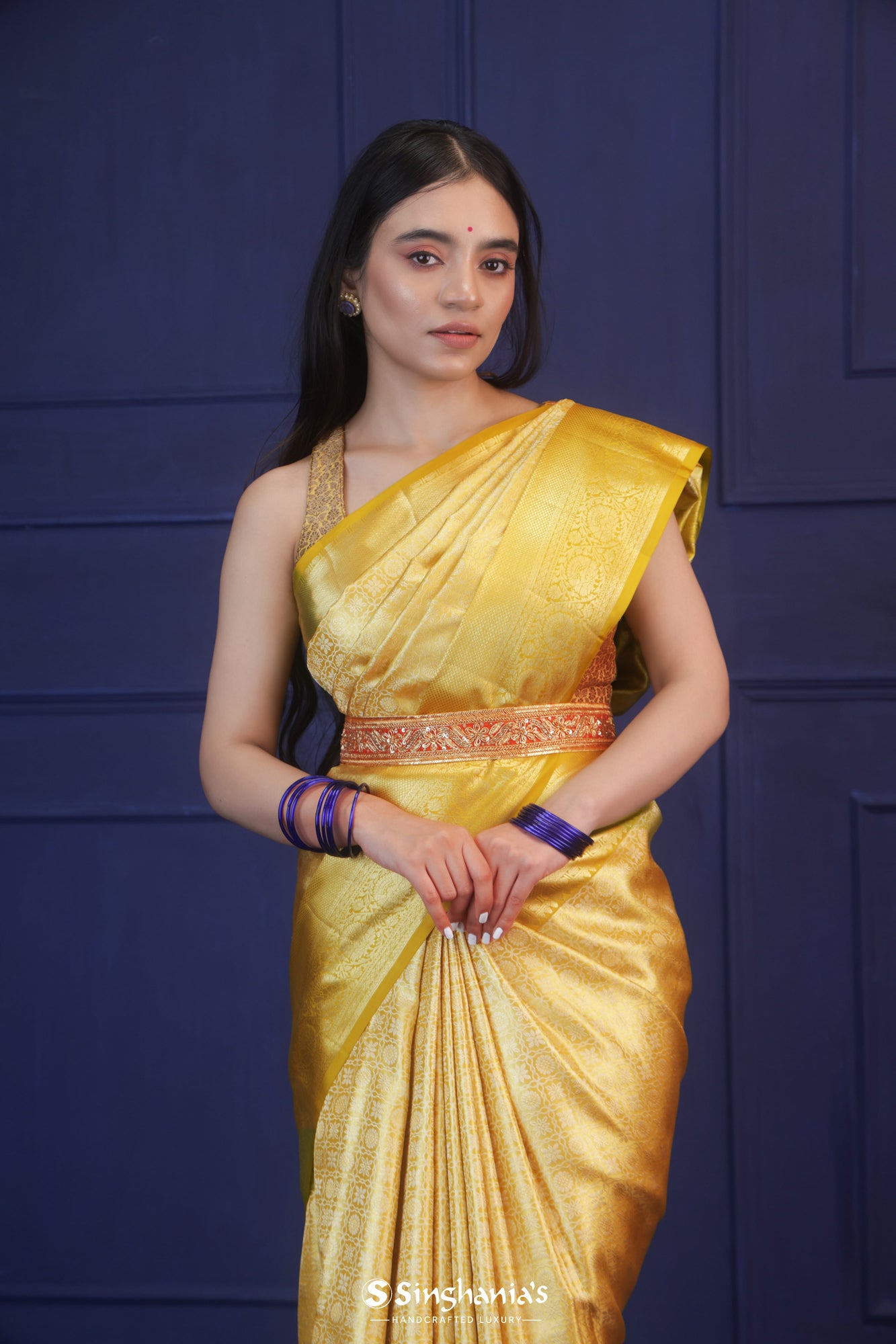 Buy Golden Sarees Online In India At Best Price Offers | Tata CLiQ