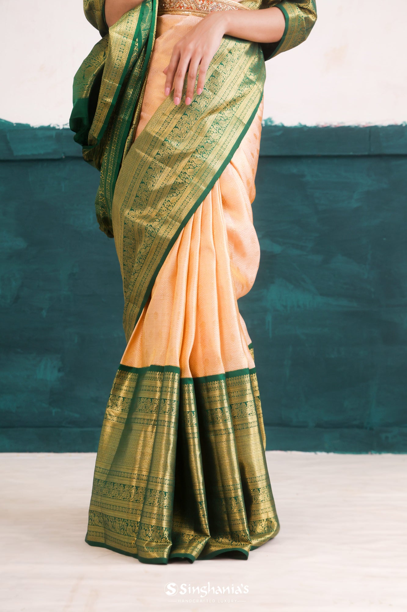 Light Peach Kanjivaram Silk Saree With Chevron Weaving