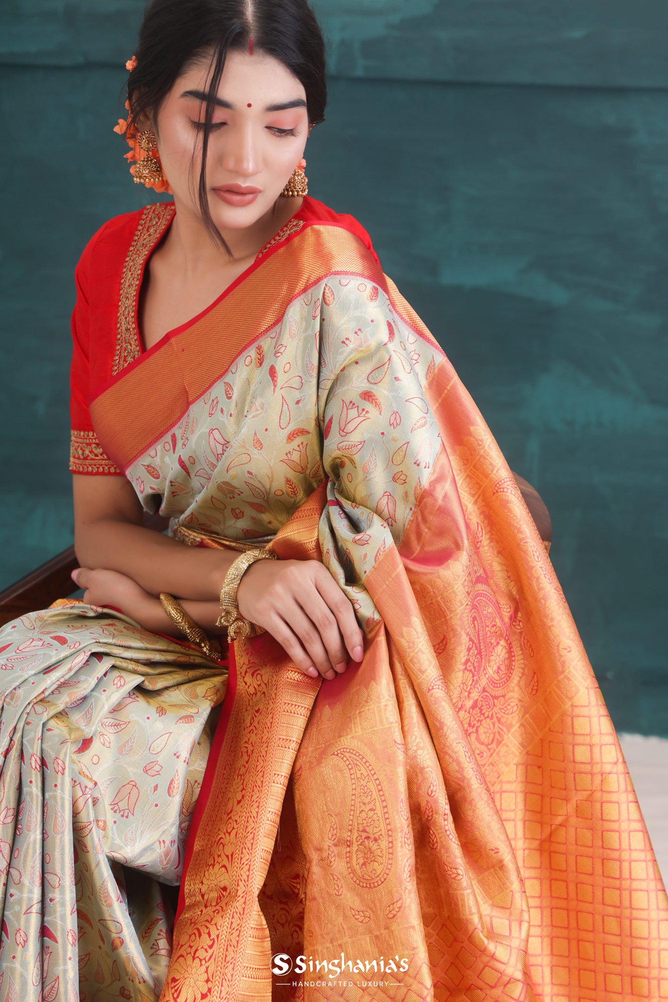 Cambridge Blue Kanjivaram Silk Saree With Floral Jaal Weaving