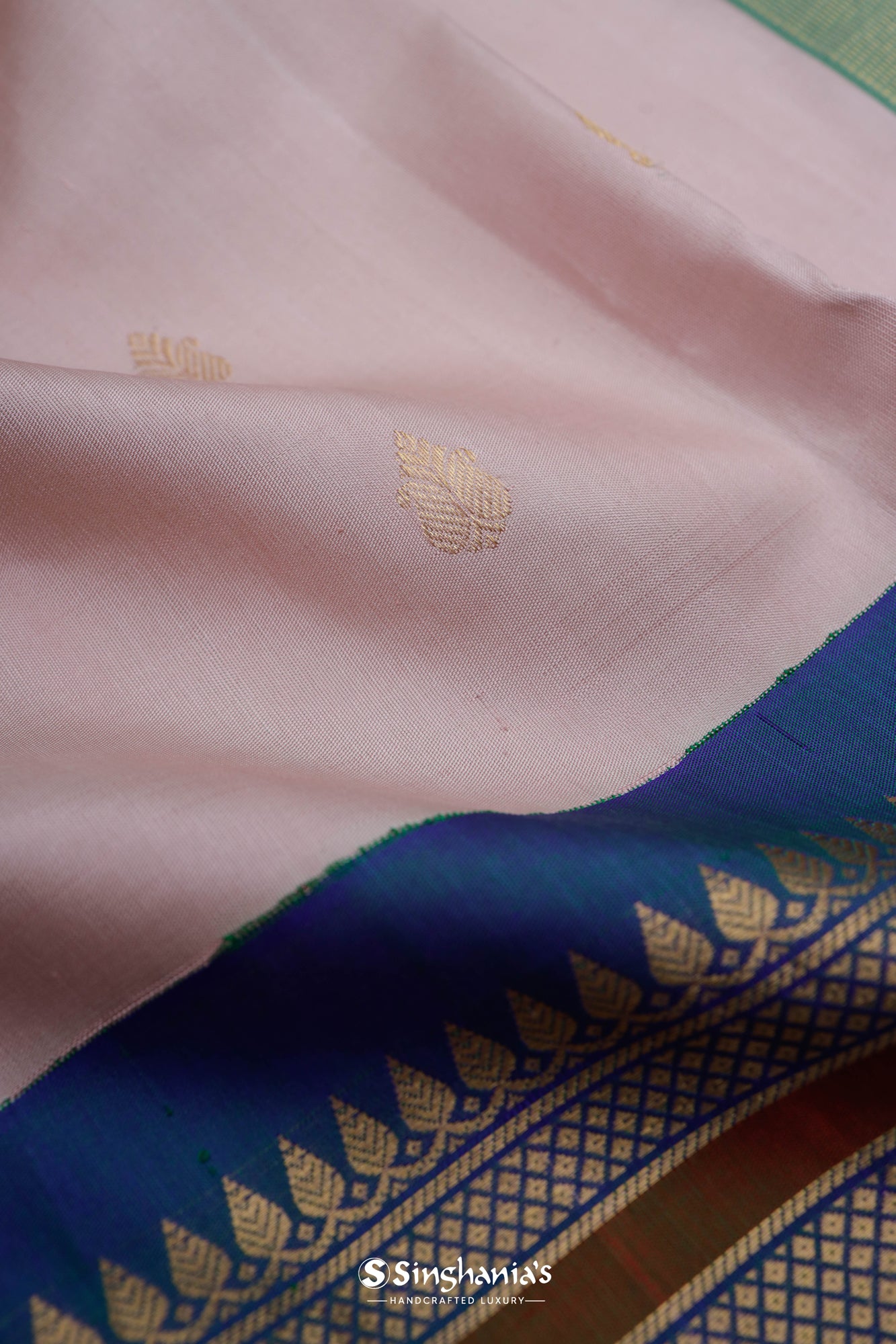 Heavenly Pink Gadwal Silk Saree With Floral Buttis