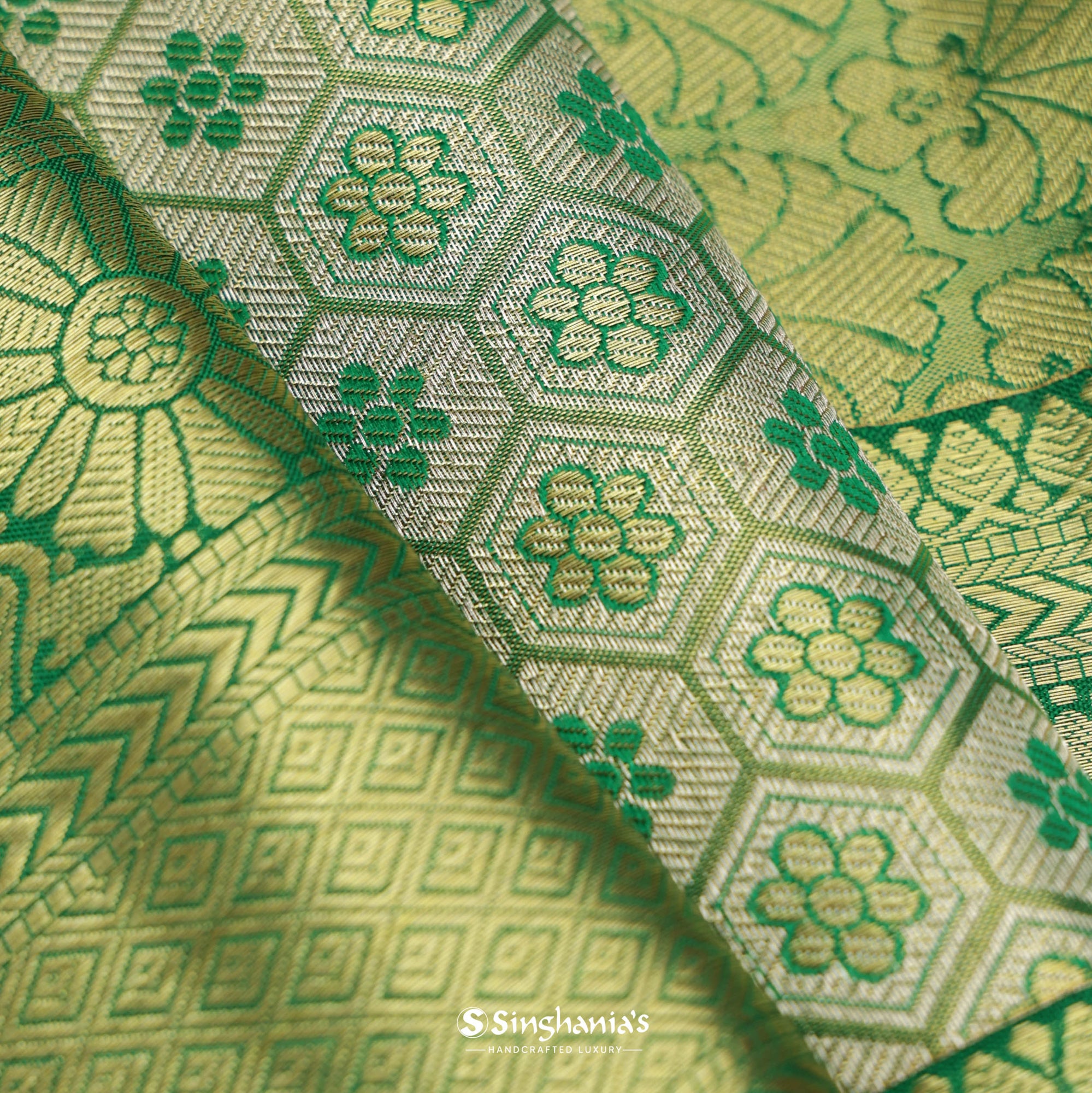 Gin Green Kanjivaram Silk Saree With Floral Buttis Design