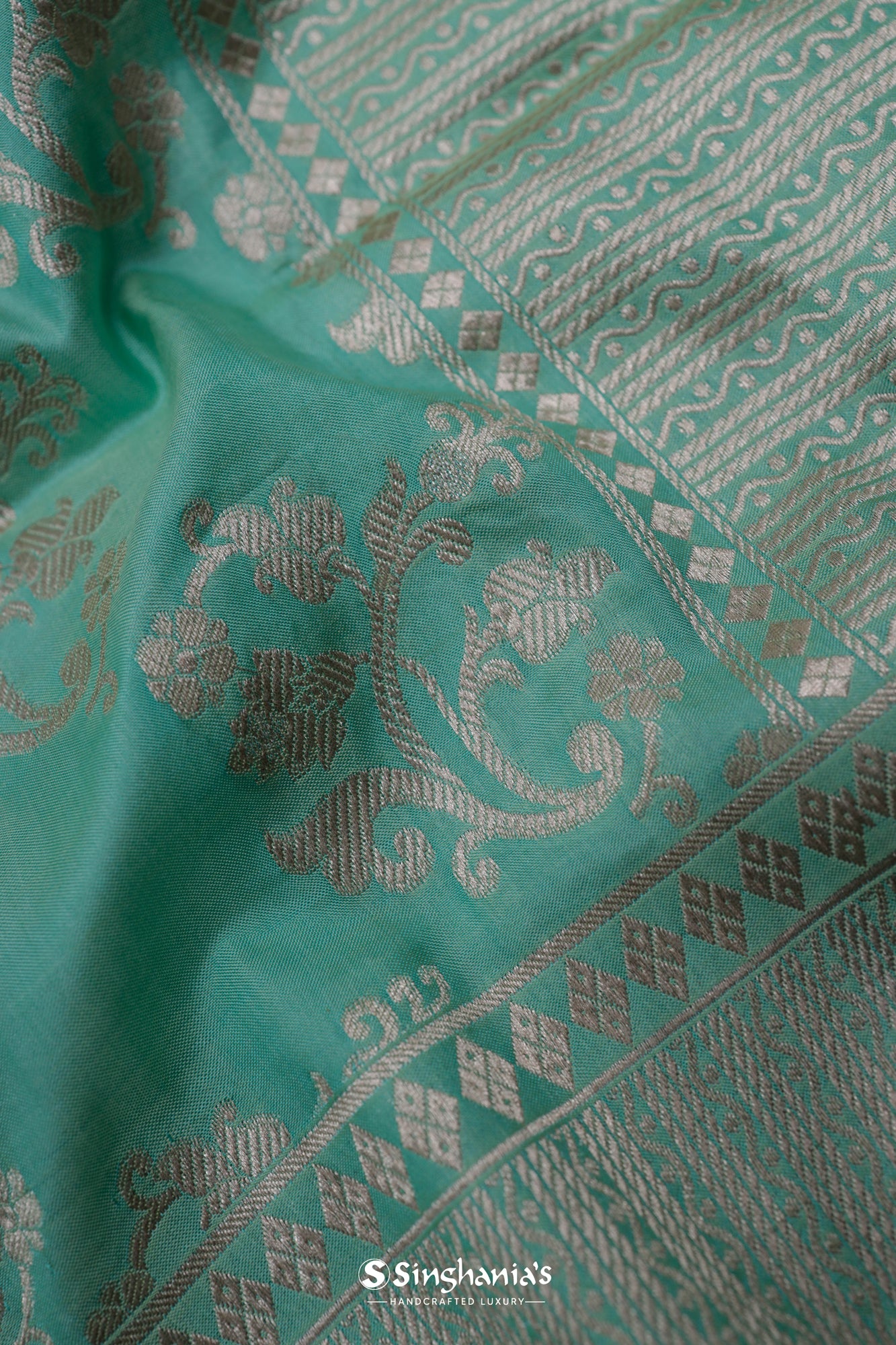 Turquoise Blue Banarasi Silk Saree With Floral Jaal Weaving