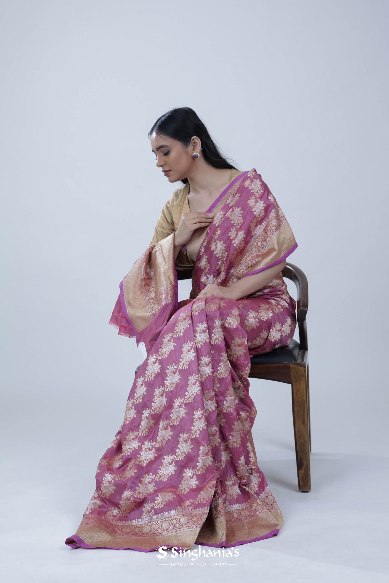 Pearly Purple Banarasi Silk Saree With Floral Jaal Weaving