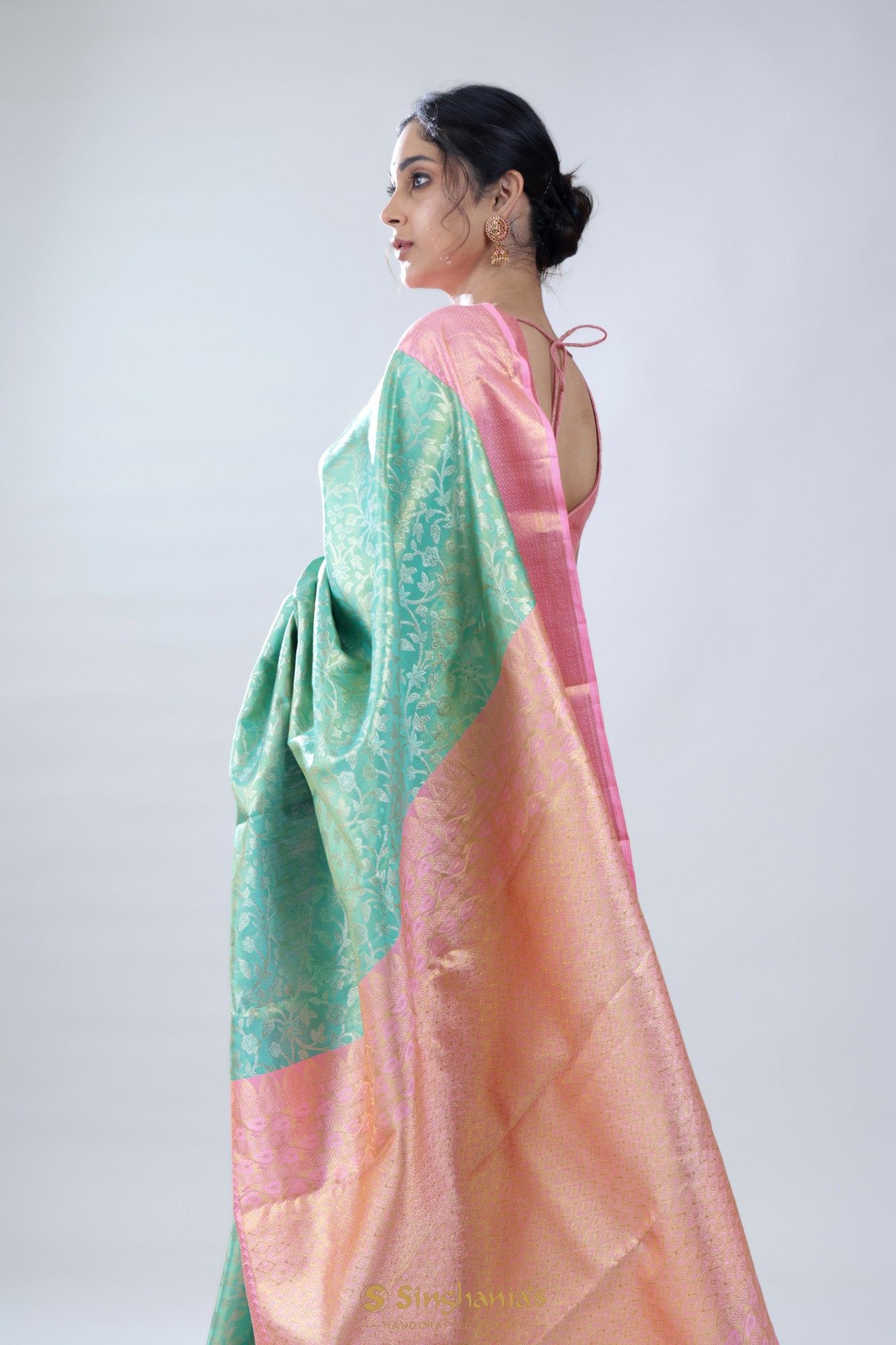 Tiffany Blue Kanjivaram Silk Saree With Floral Jaal Weaving