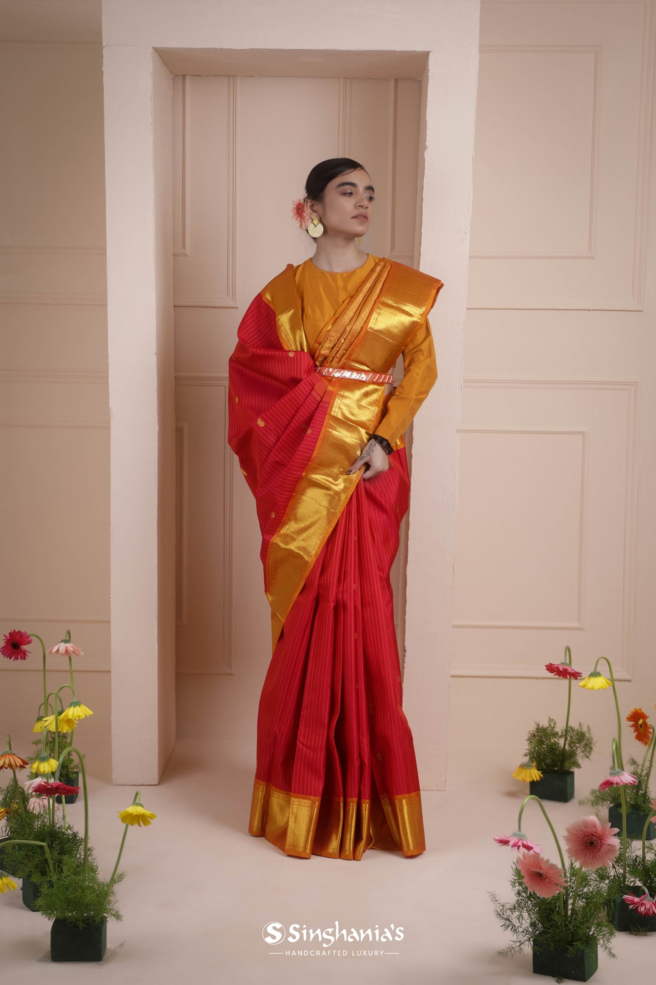 Alizarin Crimson Red Lightweight Kanjivaram Silk Saree