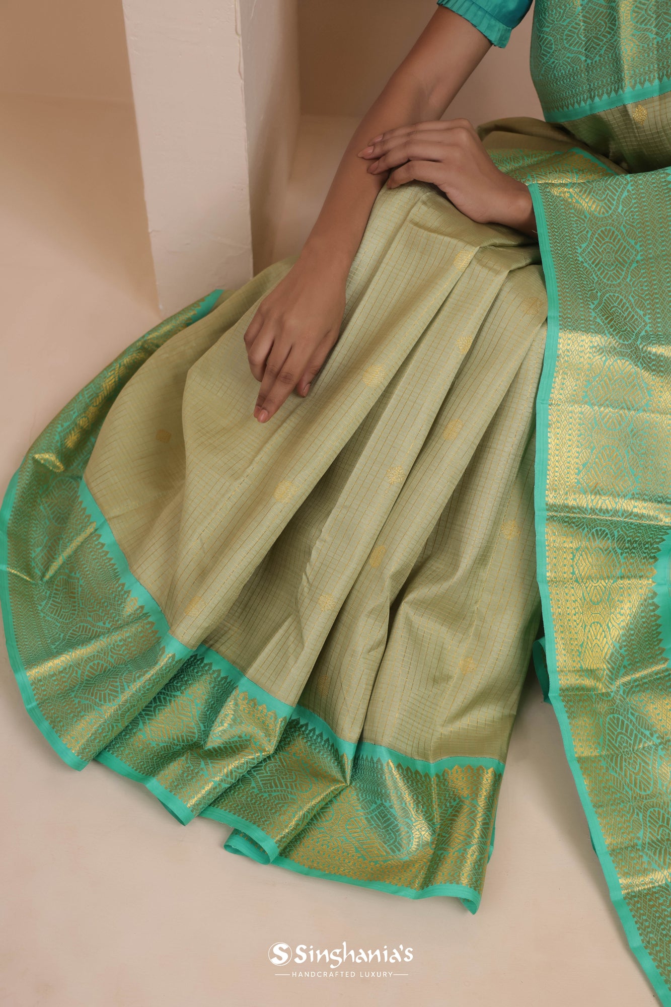 Pale Green Kanjivaram Silk Saree With Floral And Checks Weaving